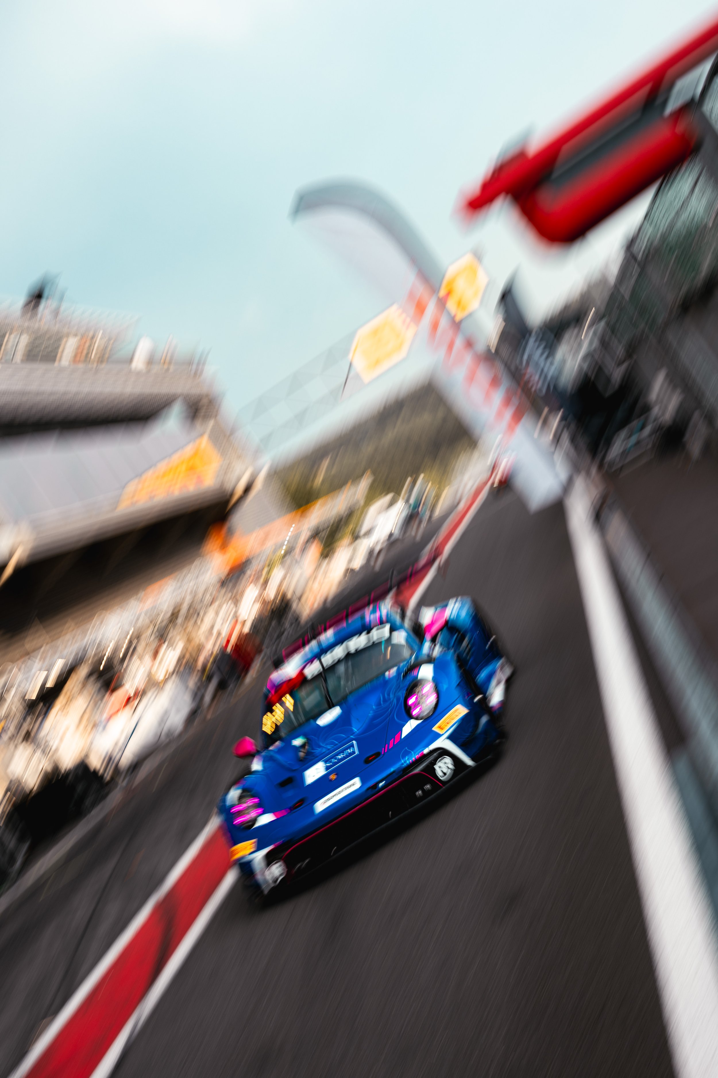 MRW-Spa24h- -1385.jpg