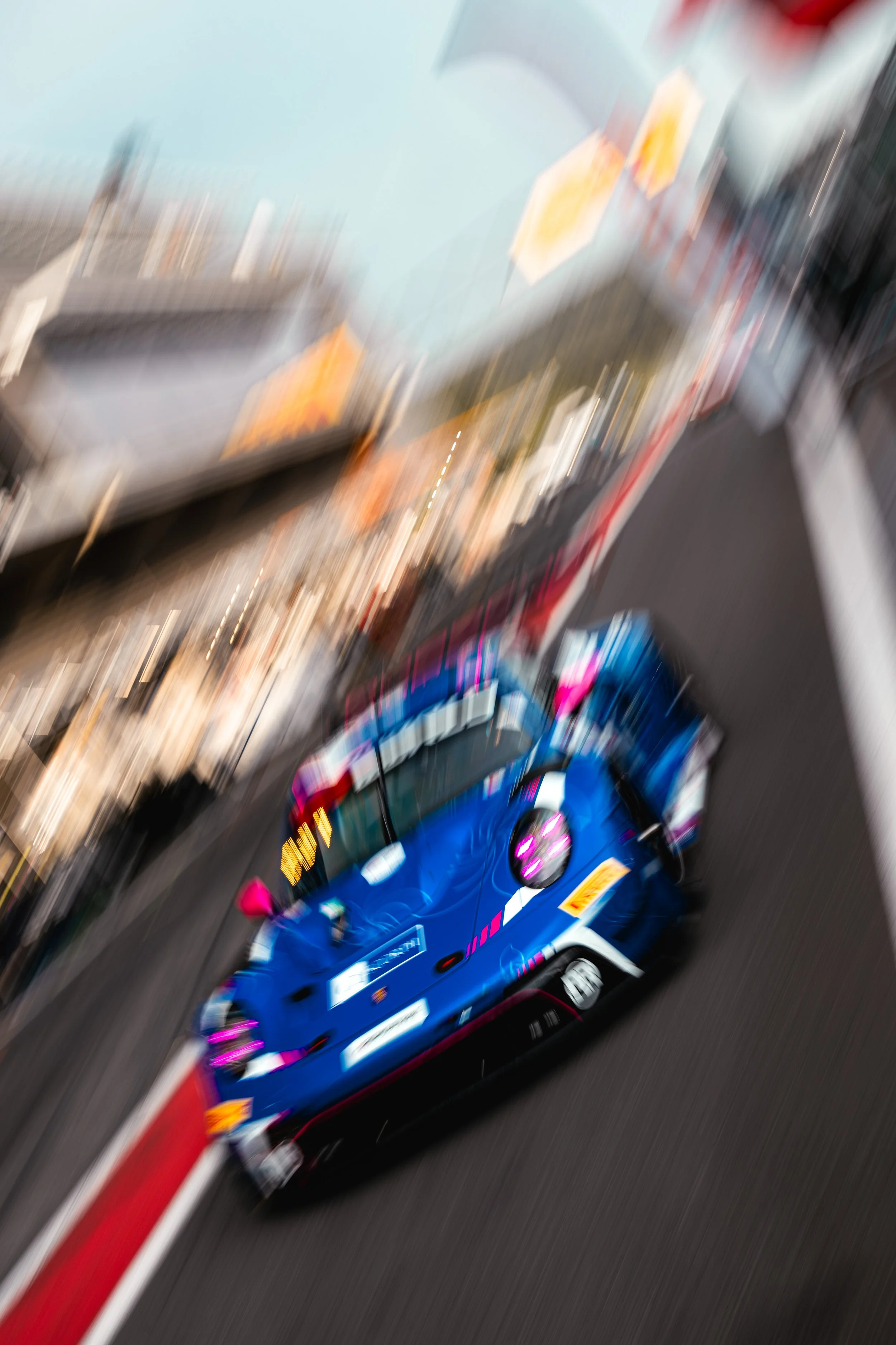 MRW-Spa24h- -1389.jpg