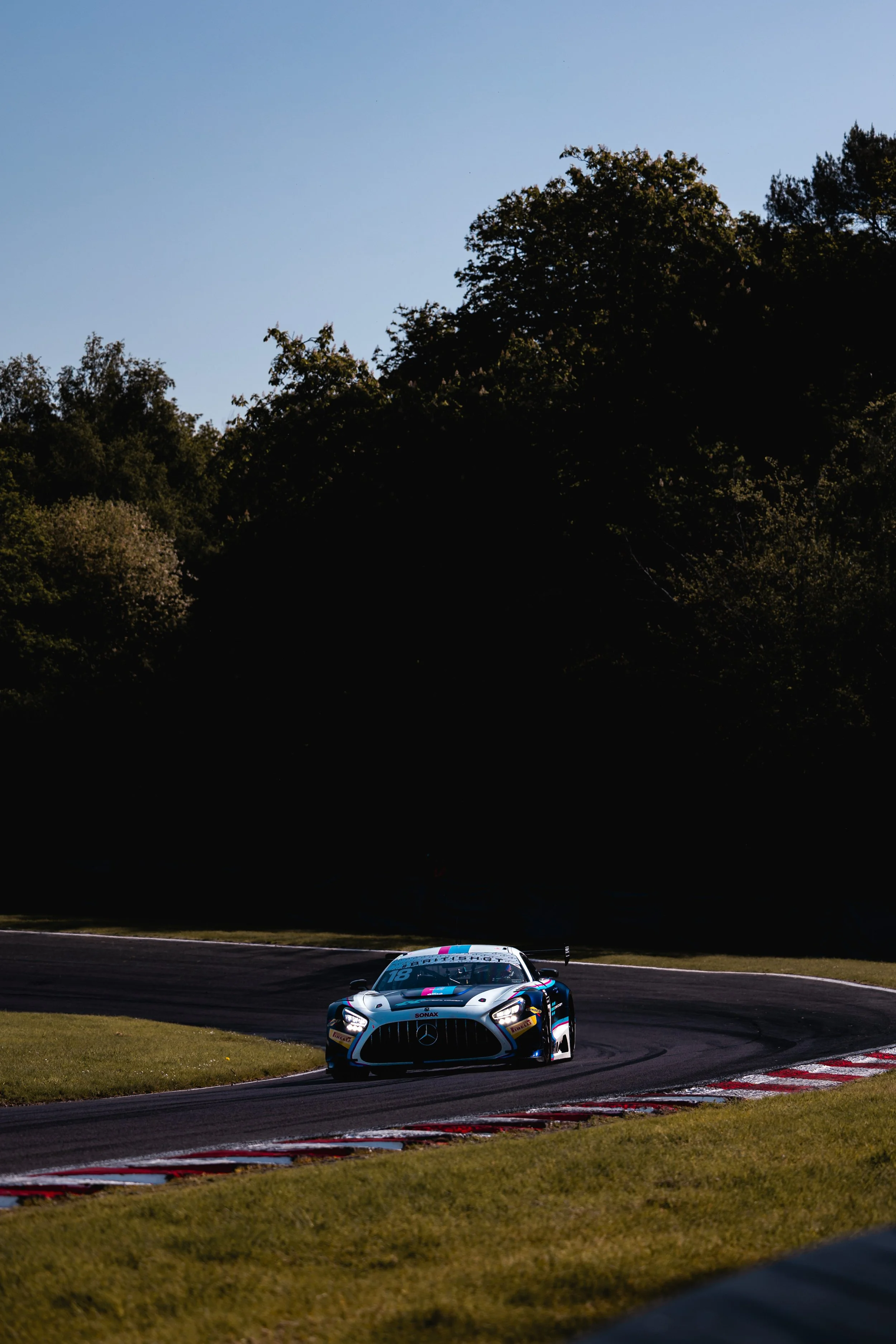 MRW- OULTON-1234.jpg