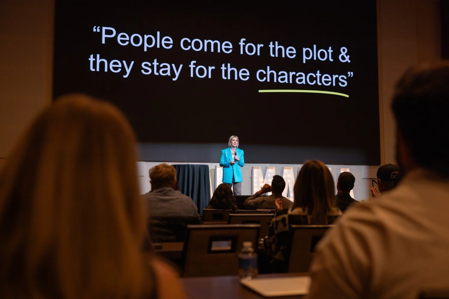 Keynote and workshops to help people become more trusted, strategic and creative on your social media.