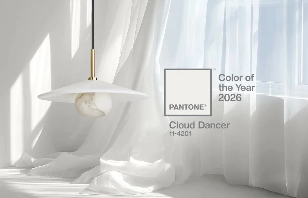 Cloud Dancer : La Couleur Pantone 2026 Qui Transforme les Intérieurs Modernes