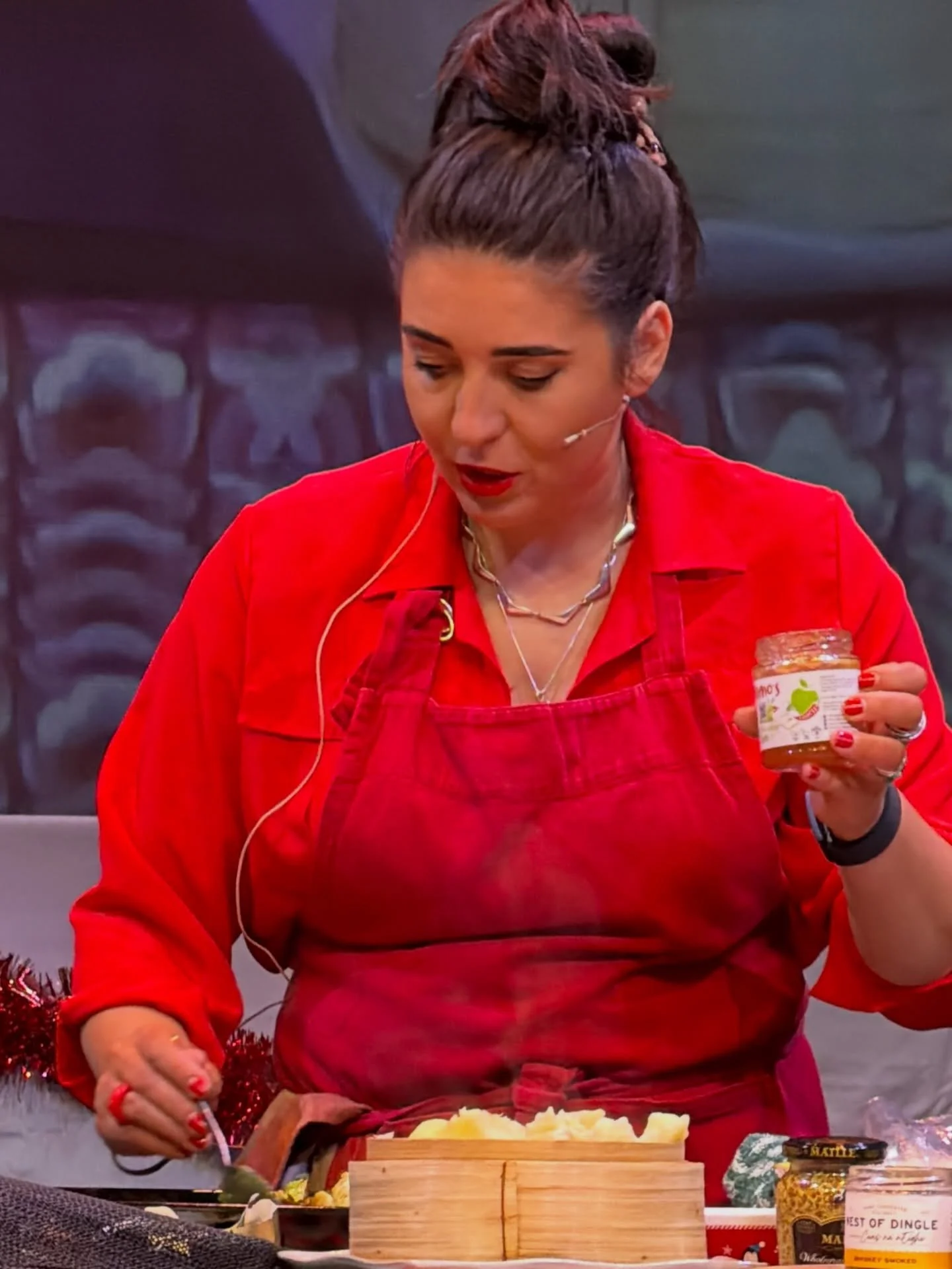 🎄🌶️ A huge thank you from @omimos.chillimadness !

We were delighted to be highlighted at the Christmas Cookery Demonstration at the @dunamaise.arts.centre hosted by the amazing Graham Herterich  @grahamherterich (The Cupcake Bloke!), alongside the