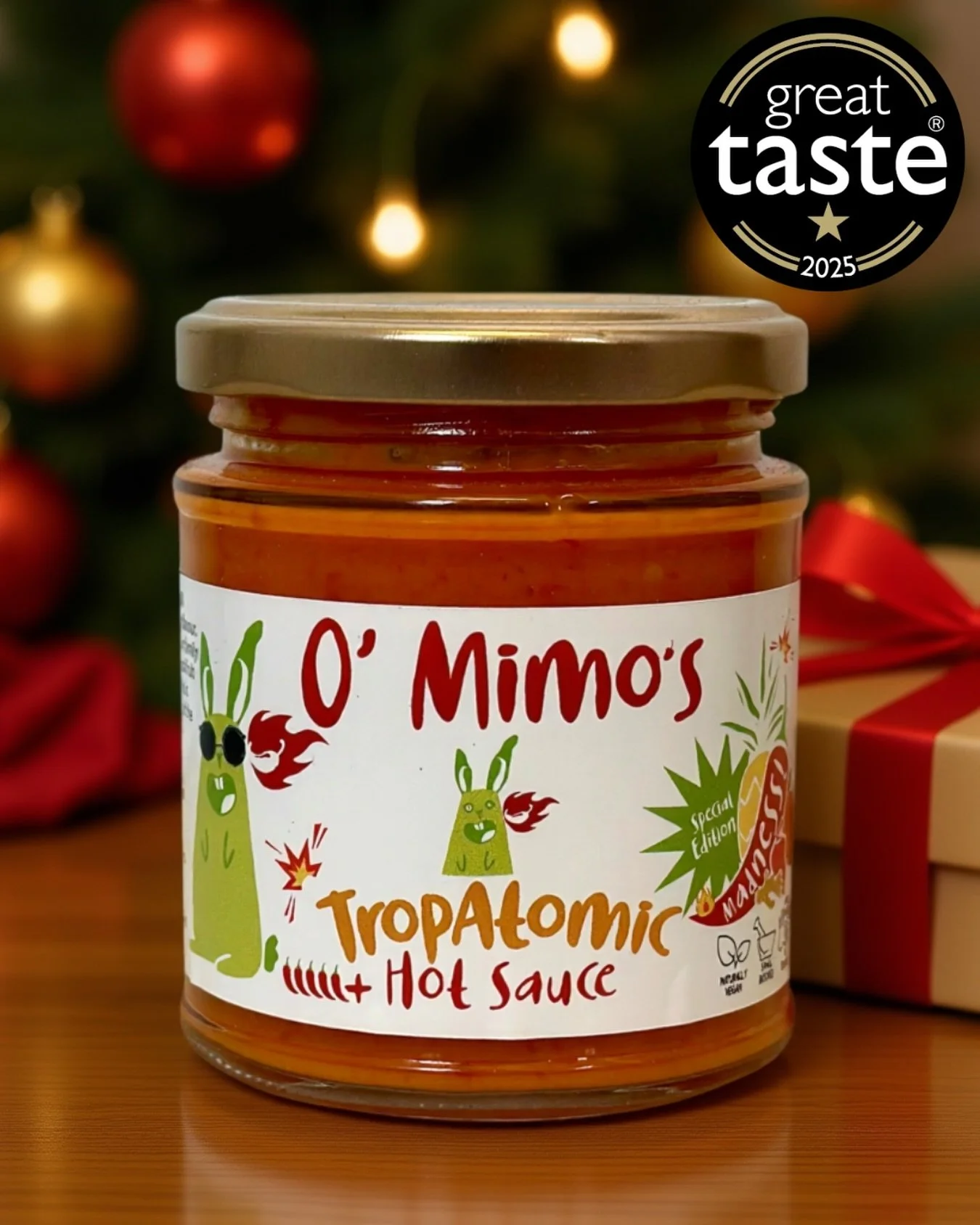 🎄🔥 Have a TropAtomic Christmas! 
Meet @omimos.chillimadness hottest sauce and our Great Taste Award winner of 2025 @guildoffinefood . This gift is not for the faint-hearted&hellip; it&rsquo;s for the ones who live for bold, fiery flavour and a seri