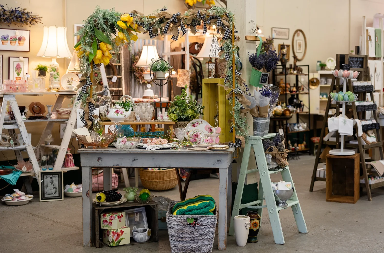 2026 Tampa Vintage Market