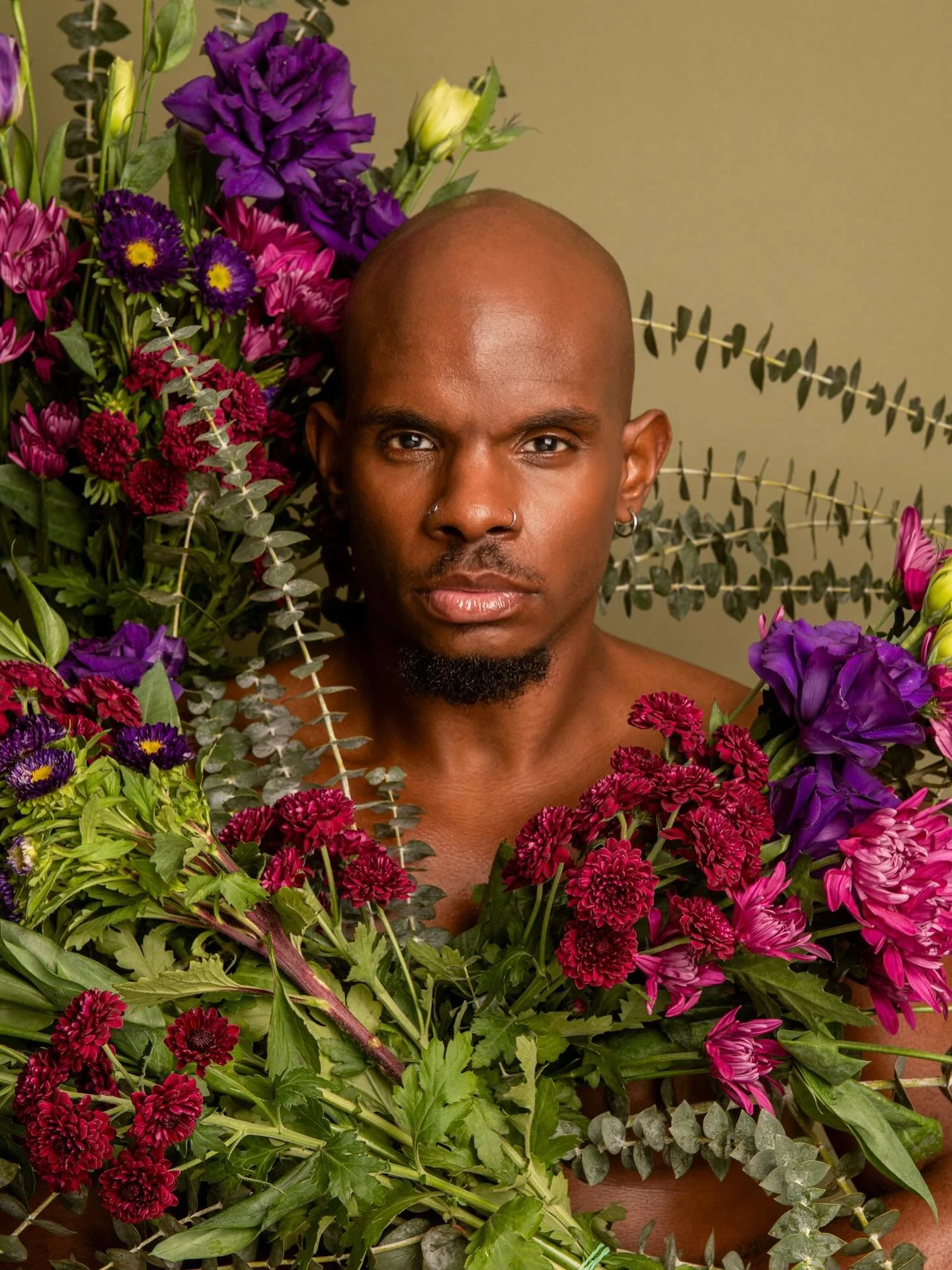 Golden Hour 🌸💐🌺🌷🌹
&bull;
&bull;
📸: @photopatrivera 
Art Direction: @bigbillmoney 
Lip Oil: @downsouthsuga 
&bull;
#portrait #editorial #shot #landscapephotography