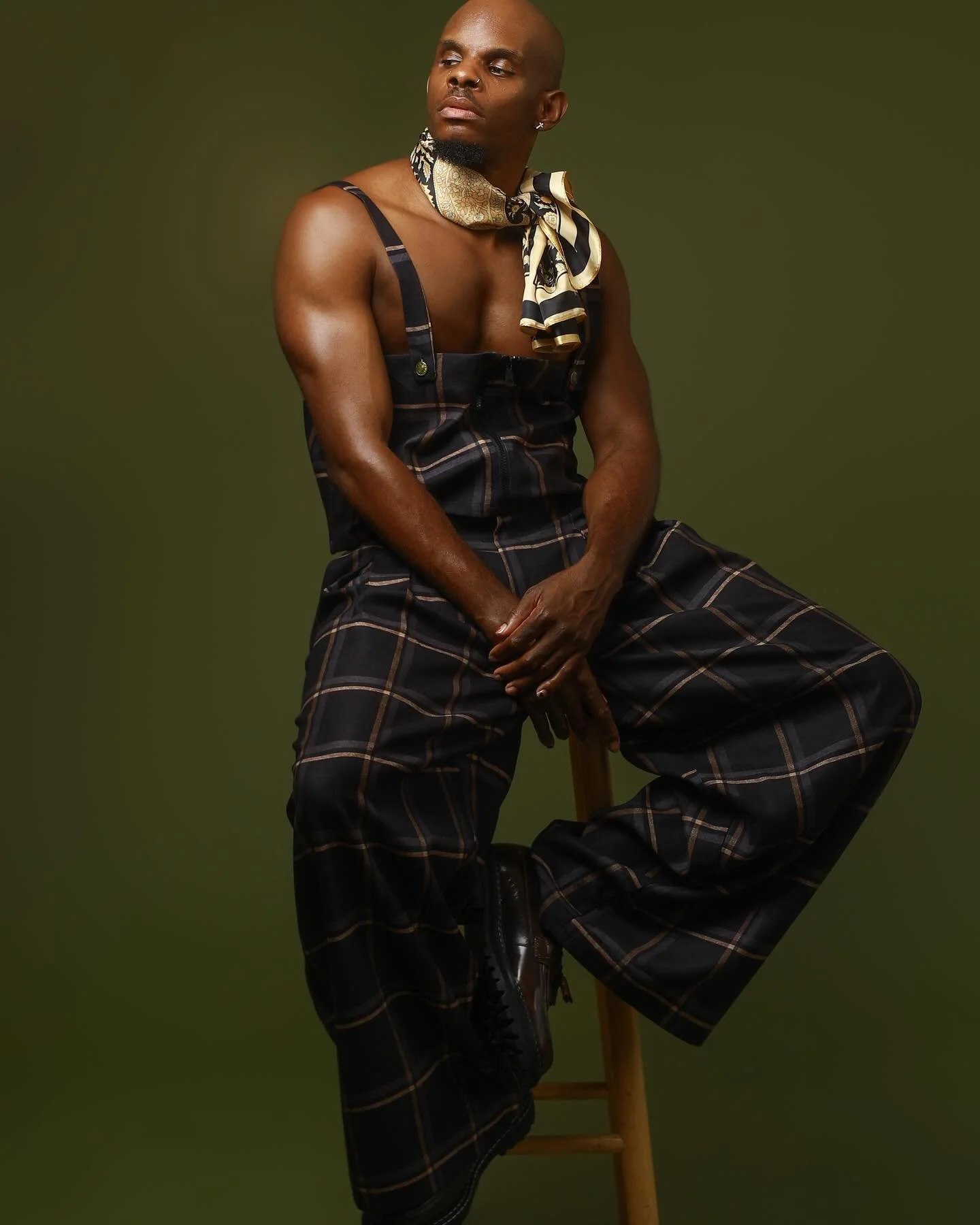 Picture this&hellip;✨
&bull;
&bull;
📸: @leegumbs.photography 🔥
Assisted by: @willbbell @djsmartjr 
Styled: @jar.jenks 
&bull;
&bull;
#styled #twopiece #editorial #photography #laphotographer