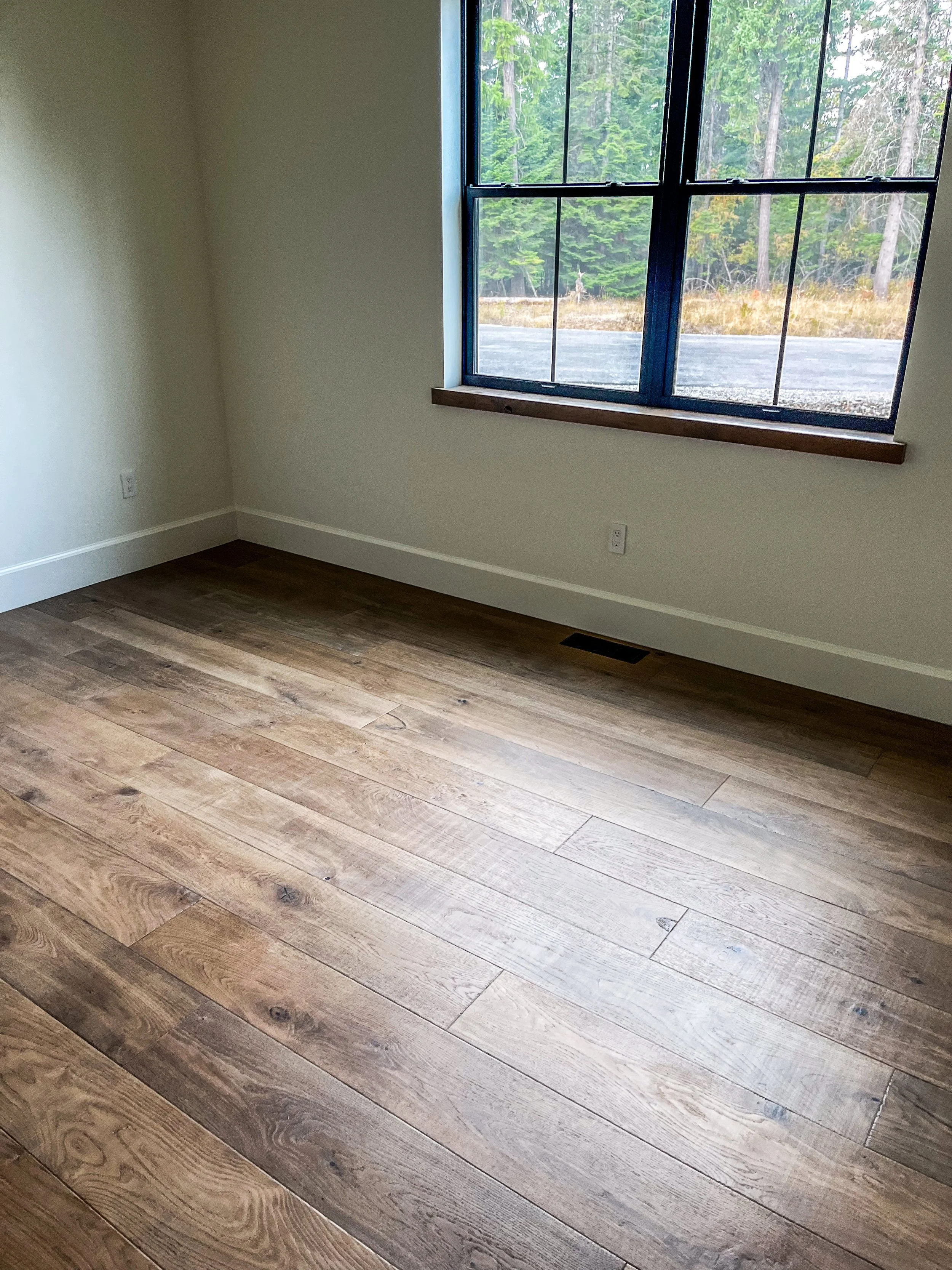 Wood flooring refinishing and installation Coeur d'Alene and Spokane 