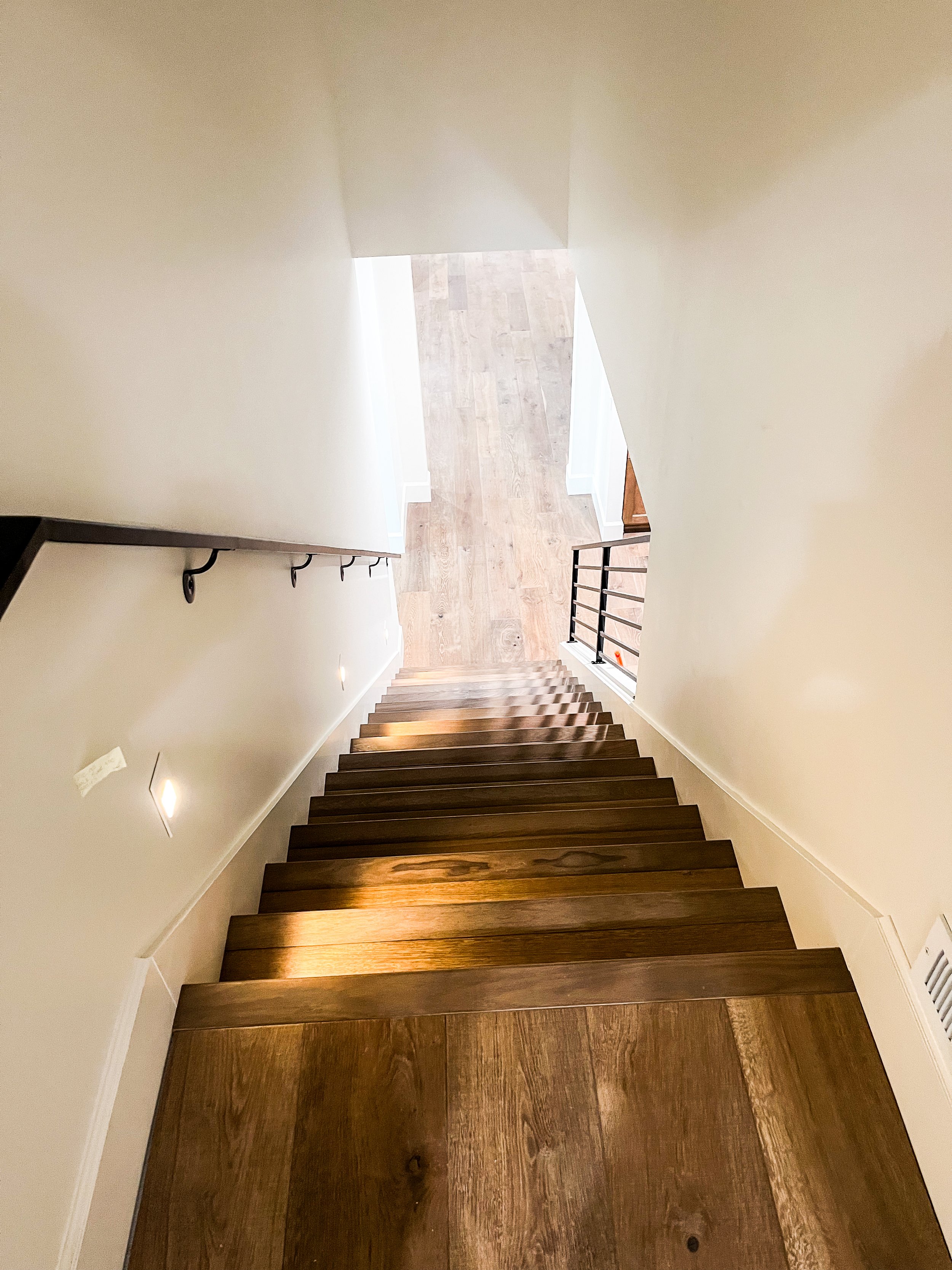 Wood flooring refinishing and installation Coeur d'Alene and Spokane 