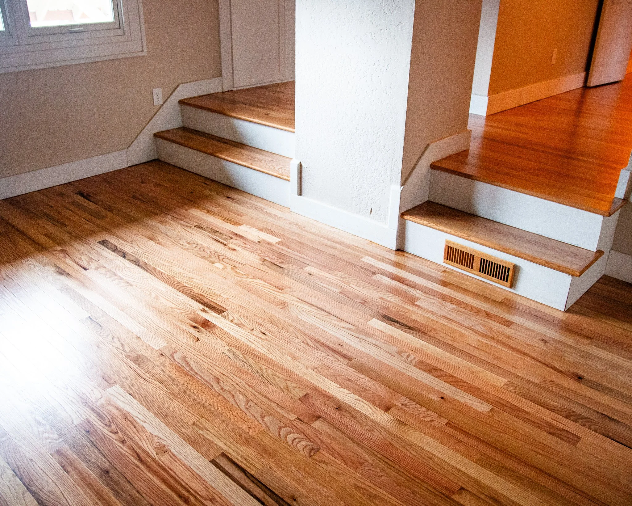 Red Oak Hardwood floor refinish and install in Coeurdalene, Idaho and Spokane Washington 