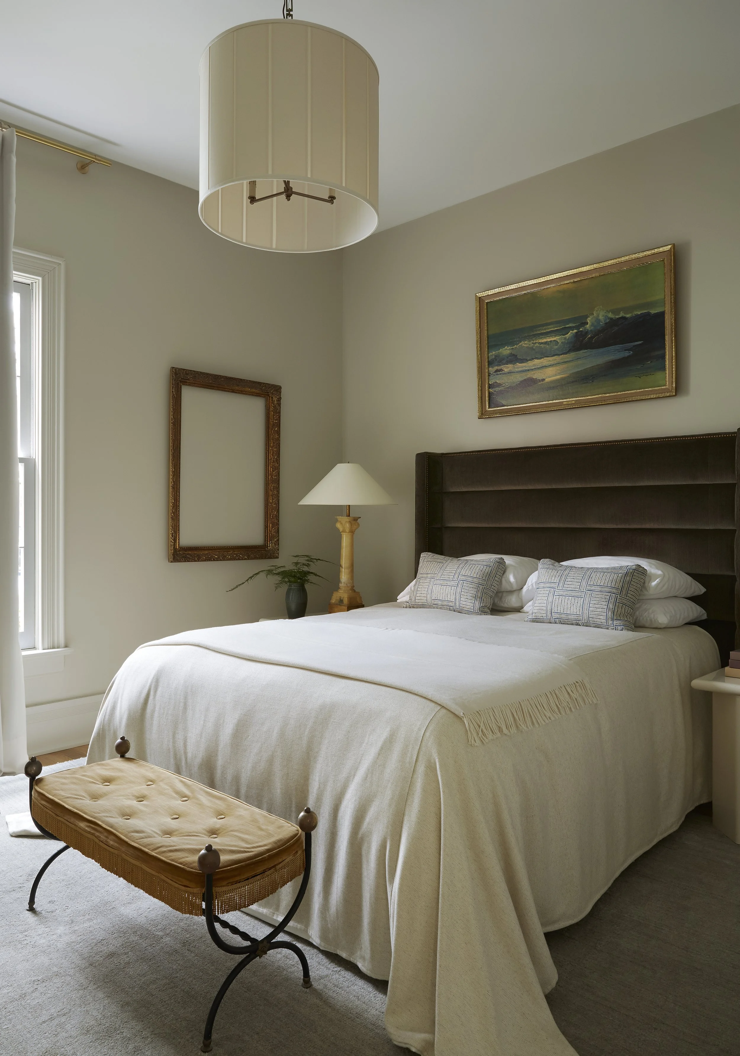Visitant_Guest_Room_001.jpg