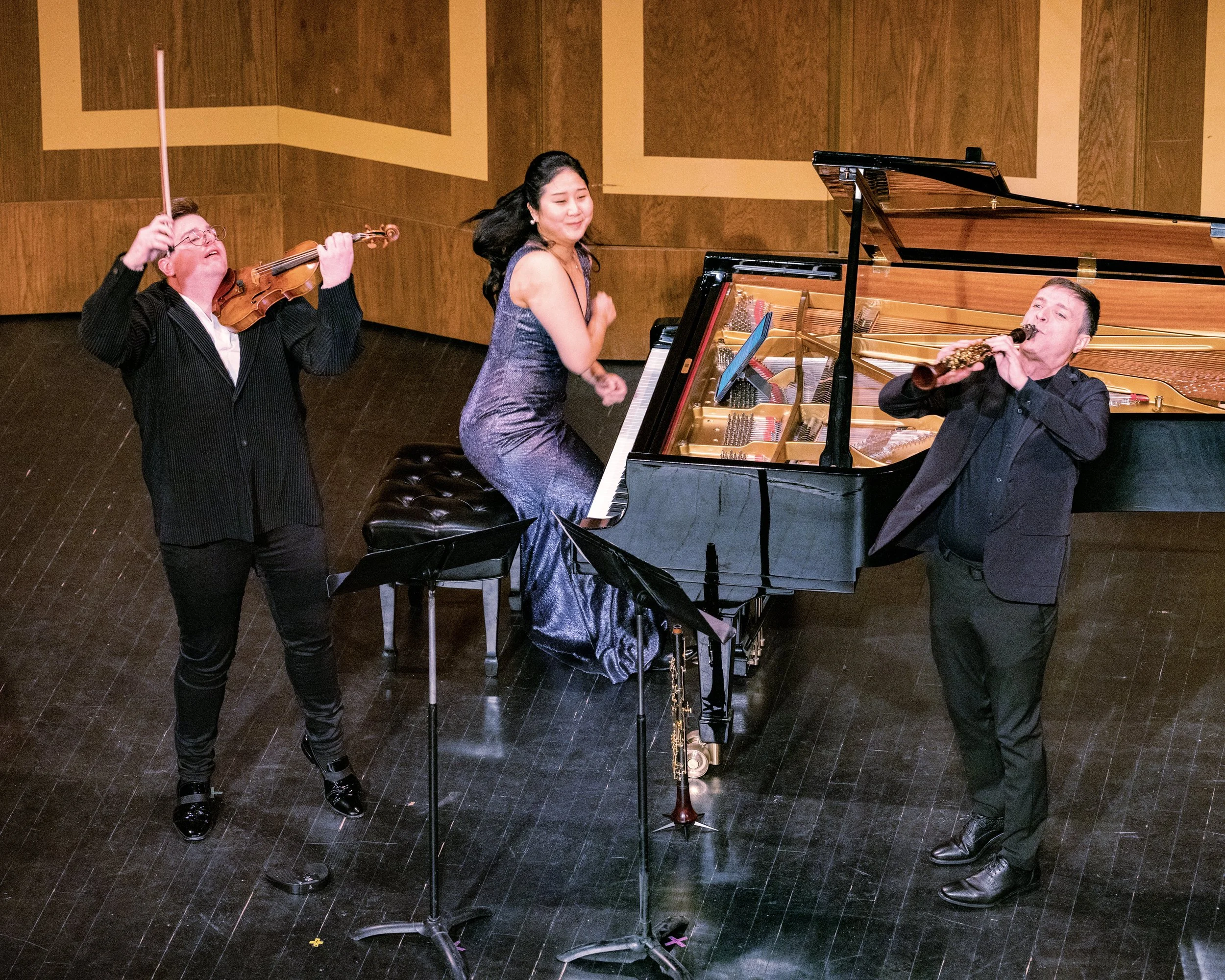 The Friends deliver a spectacular performance with “Festive Hungarica