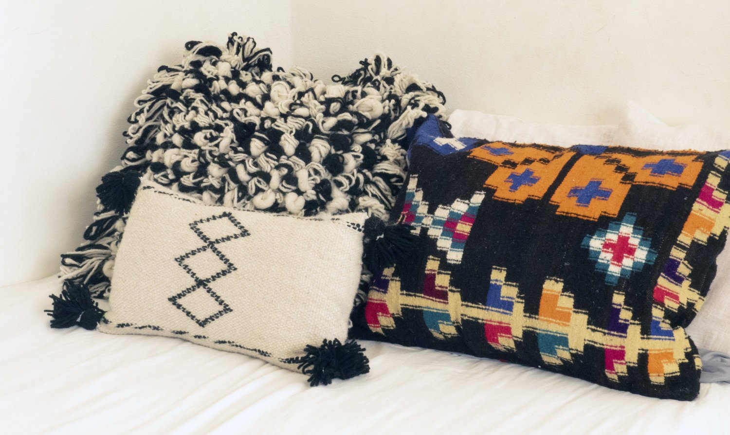 Woven Colorful Moroccan Blanket
$15.00