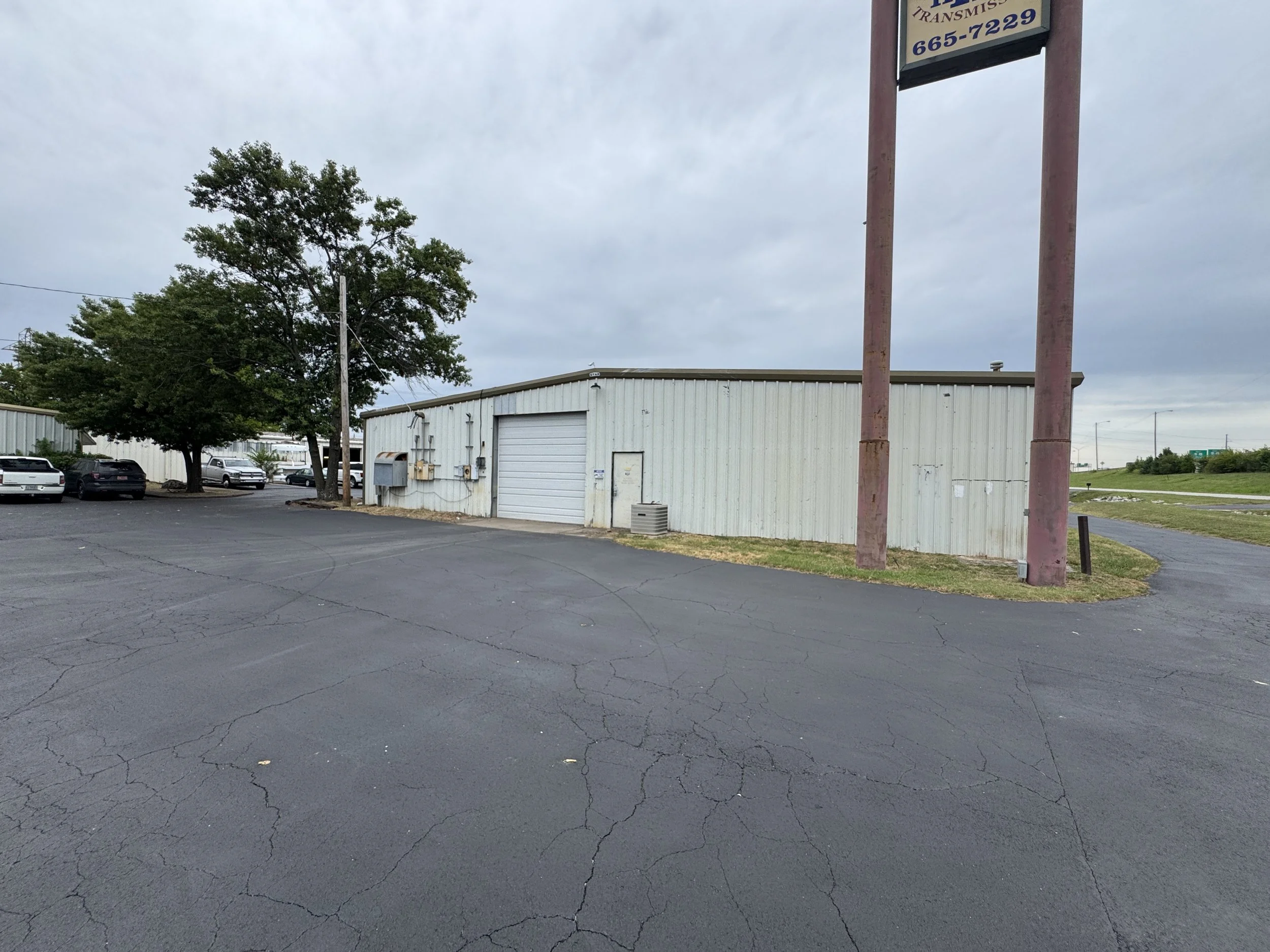 warehouse shop space office