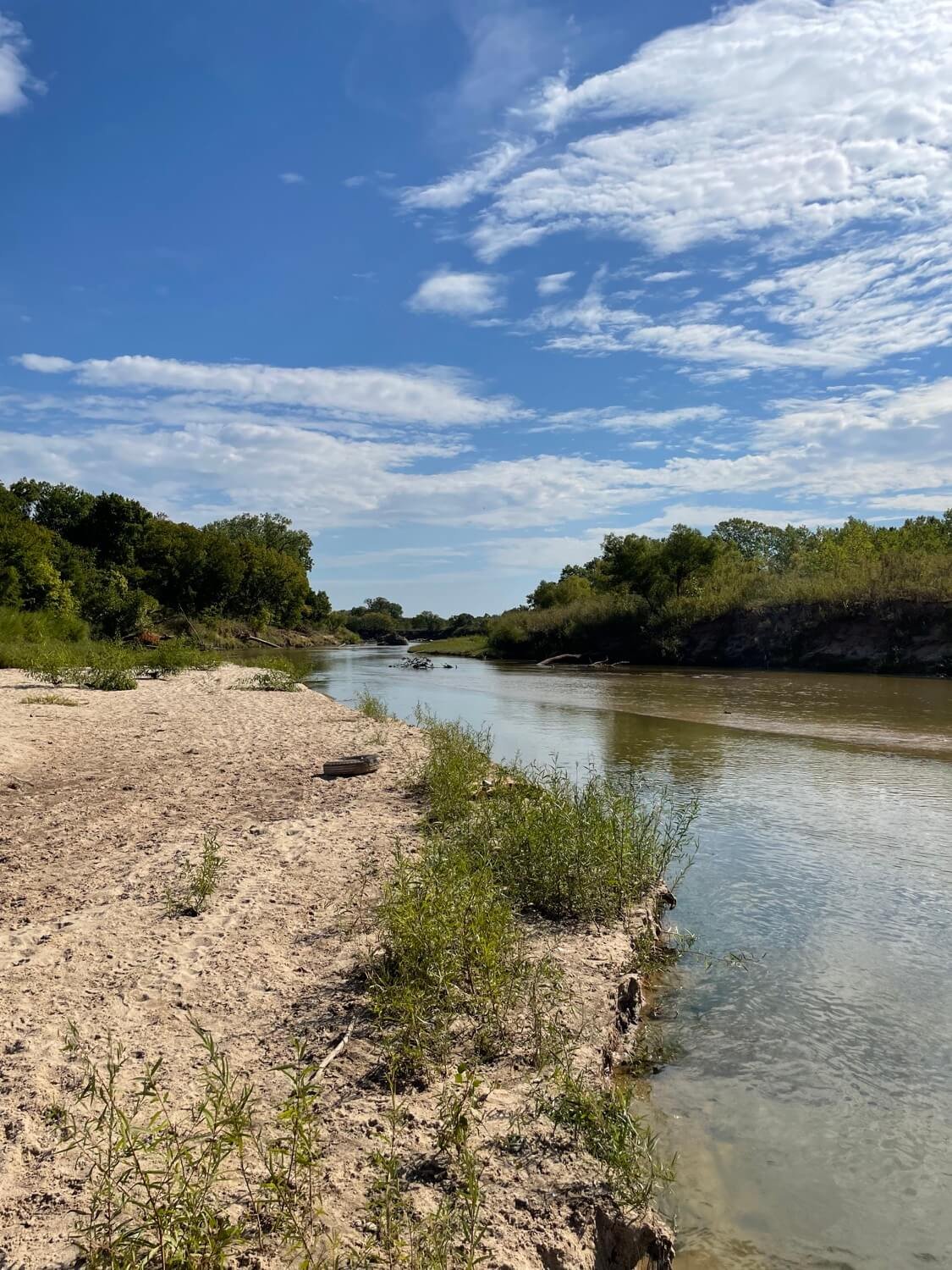 shanee-ok-rv-park-river-beach.jpg