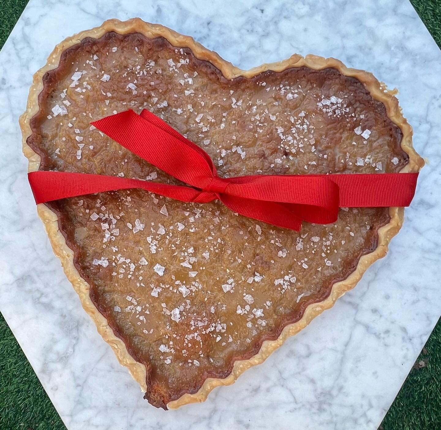 NEW VALENTINE&rsquo;S SPECIAL! 

10&rdquo; heart pie with your choice of pie filling! Live on my website! Place your order today! ❤️🥧 www.mollyspies.com