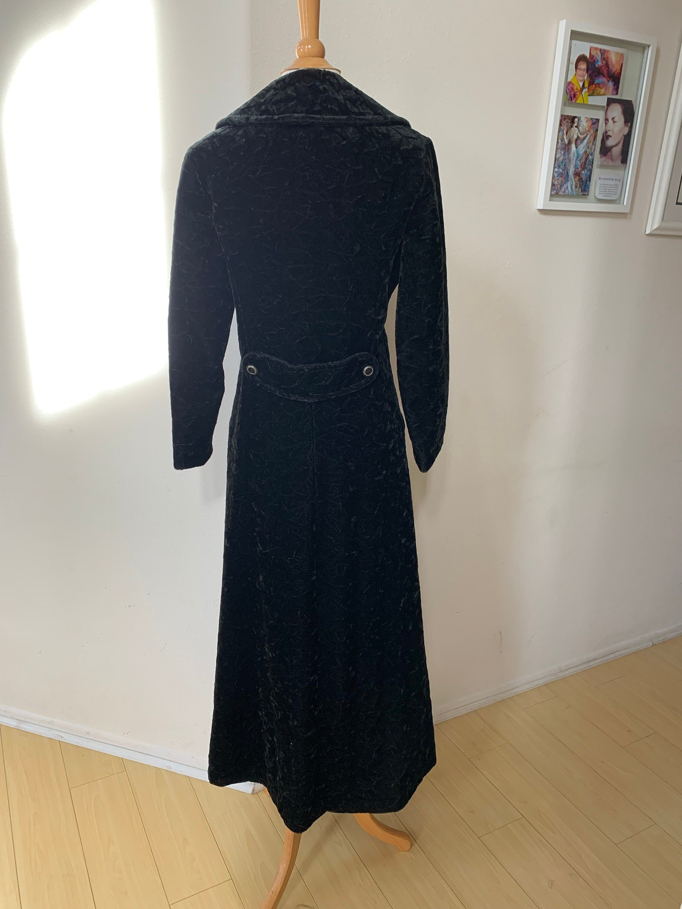https://i.etsystatic.com/32877894/r/il/d60601/5550556360/il_fullxfull.5550556360_j0sy.jpg