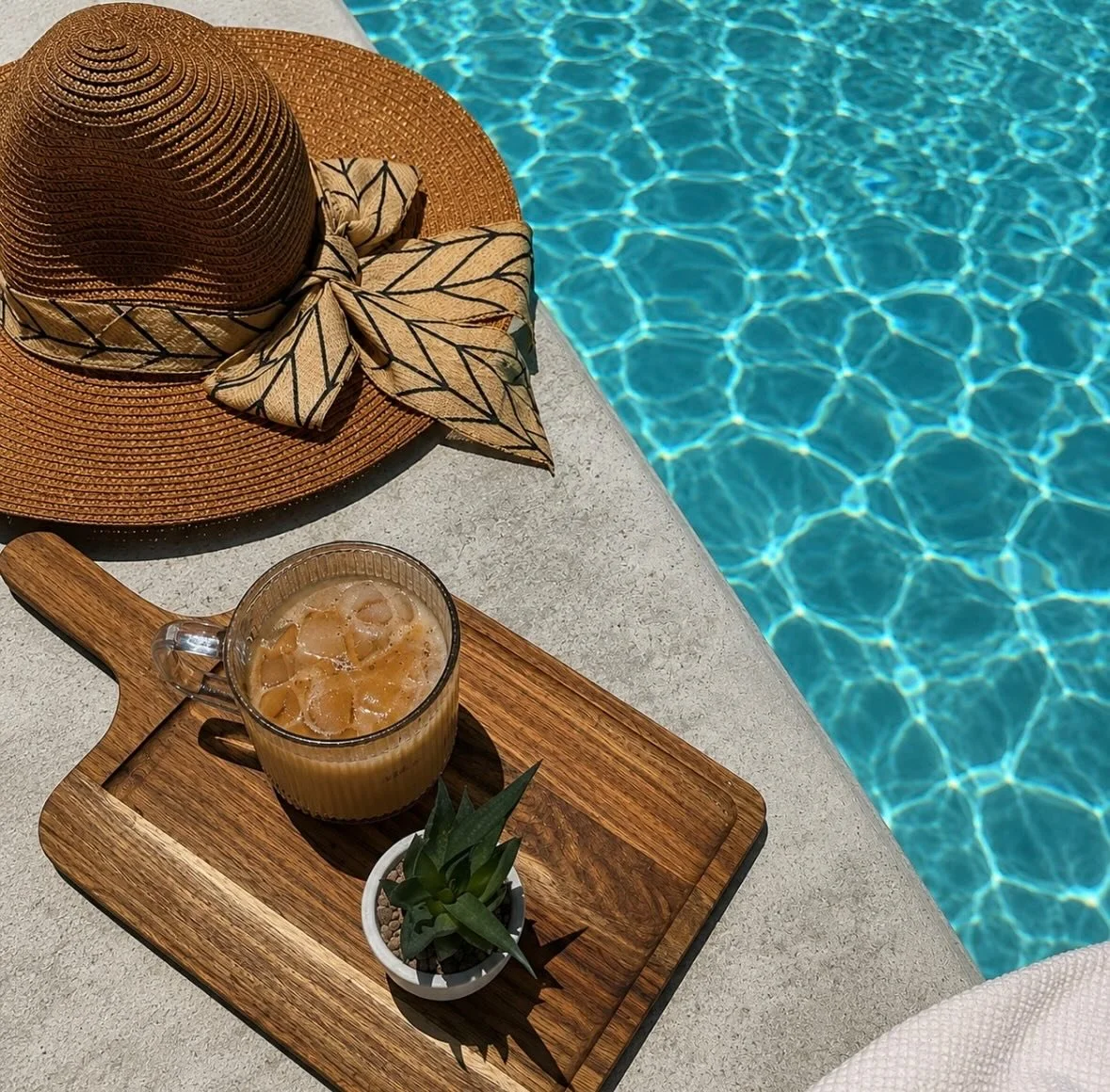 Your desert retreat just got even better. Our house-made cold brew is now available at The Good House. Enjoy a refreshing iced latte or a smooth cold brew while soaking in the mineral pools and sunshine.