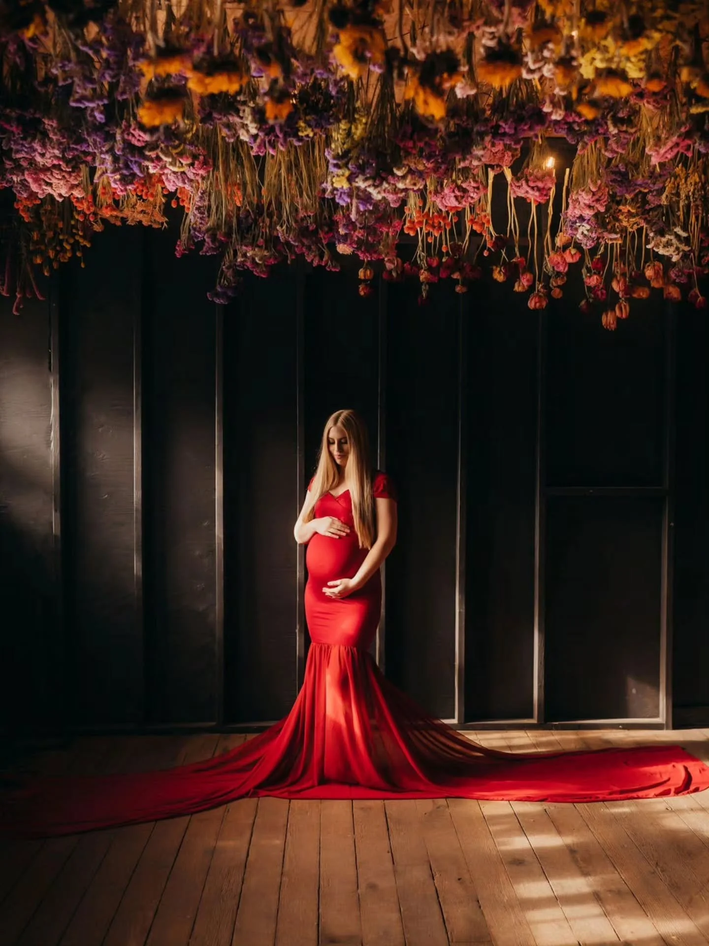 ✨️ Meet Kiana, the creator of KKona.
She&rsquo;s an amazing Indigenous artist who grew up here in the Columbia Gorge and is a member of the Tulalip Tribe in Washington State. Her story is so beautiful!!! 💗

Although she didn&rsquo;t grow up on the r