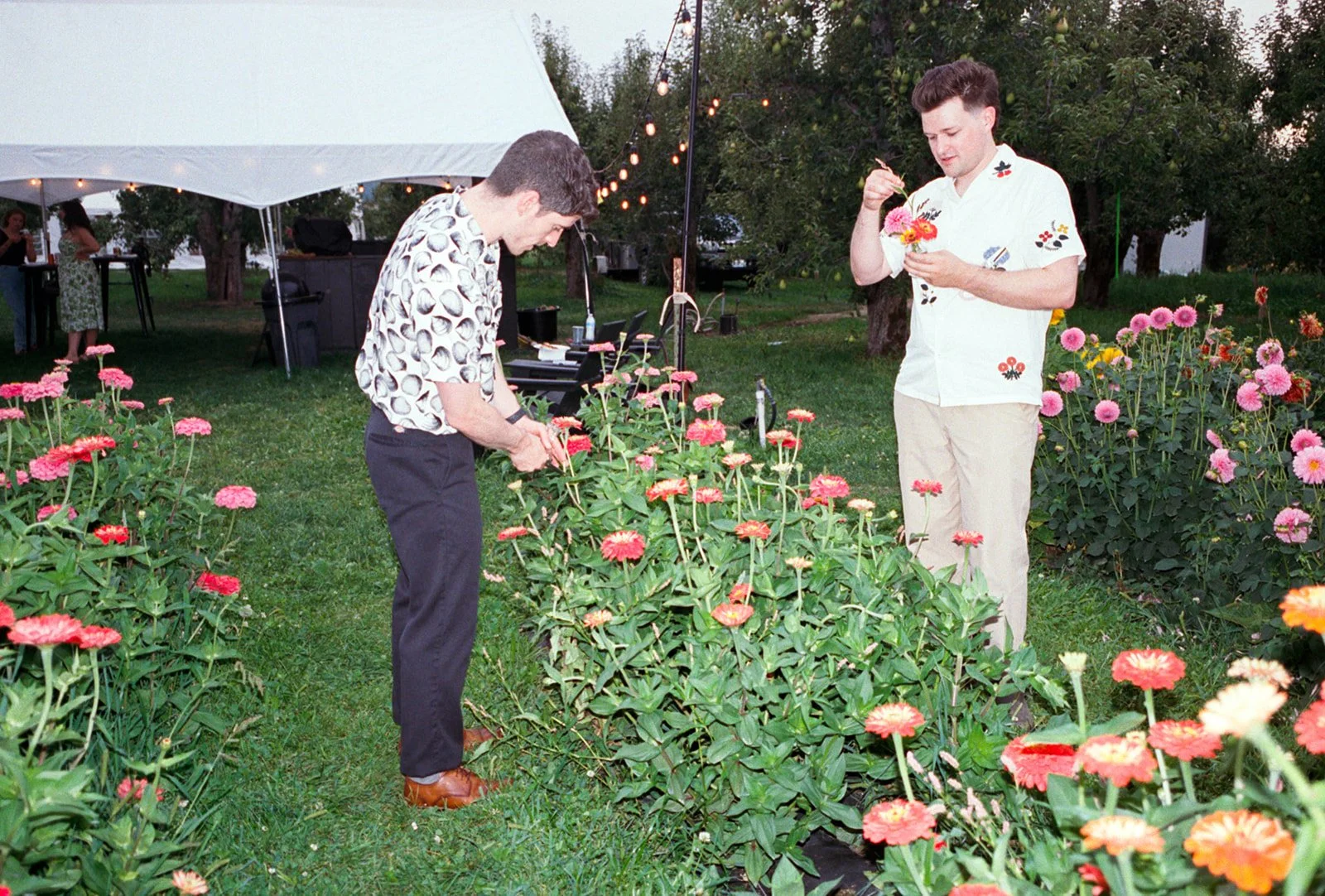 2026-ace-photography-crag-rat-hut-hood-river-wedding-rehearsal-dinner-film-89.jpg