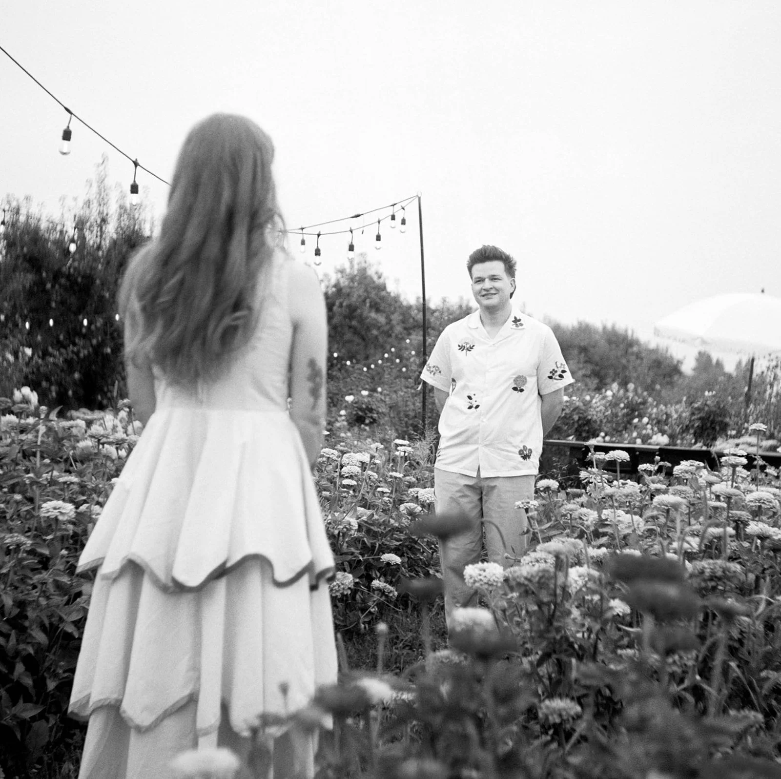 2026-ace-photography-crag-rat-hut-hood-river-wedding-rehearsal-dinner-film-28-bw.jpg