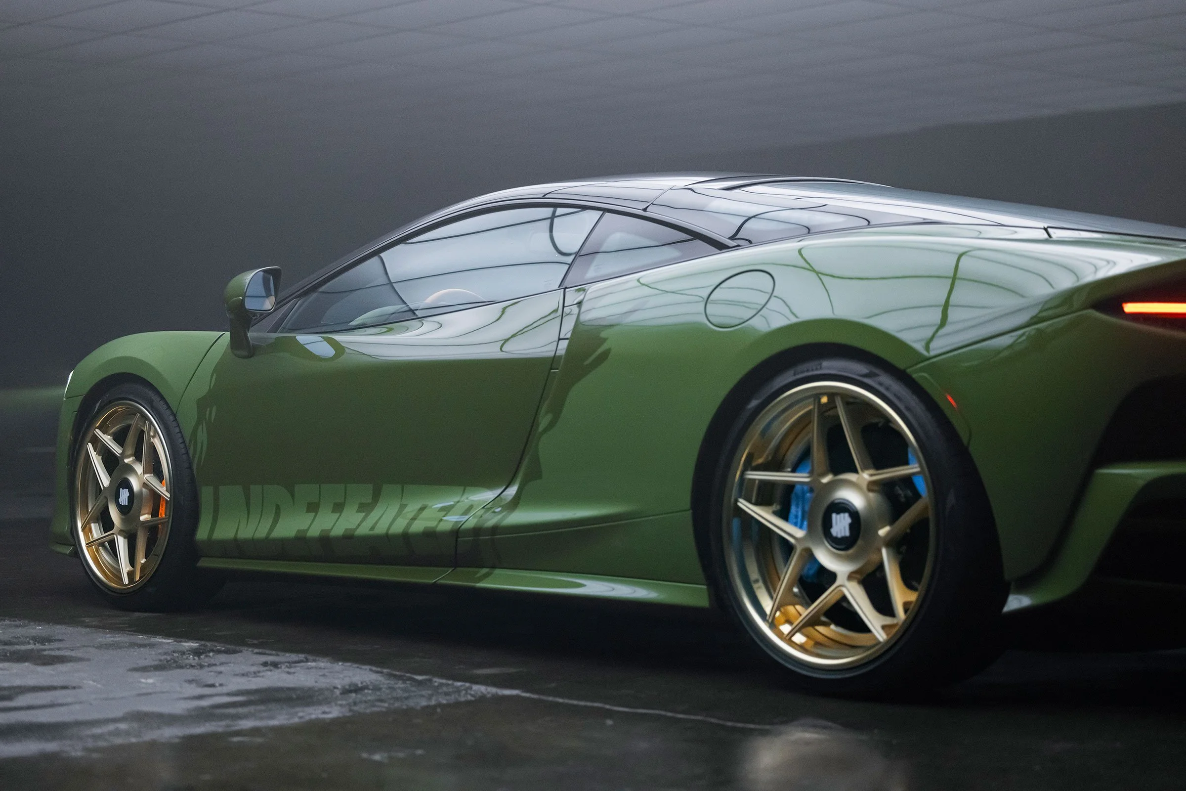 Peter-Donnelly-Creative-Director-Reynolds-McLaren-Design-Competition-Undefeated-1.jpg
