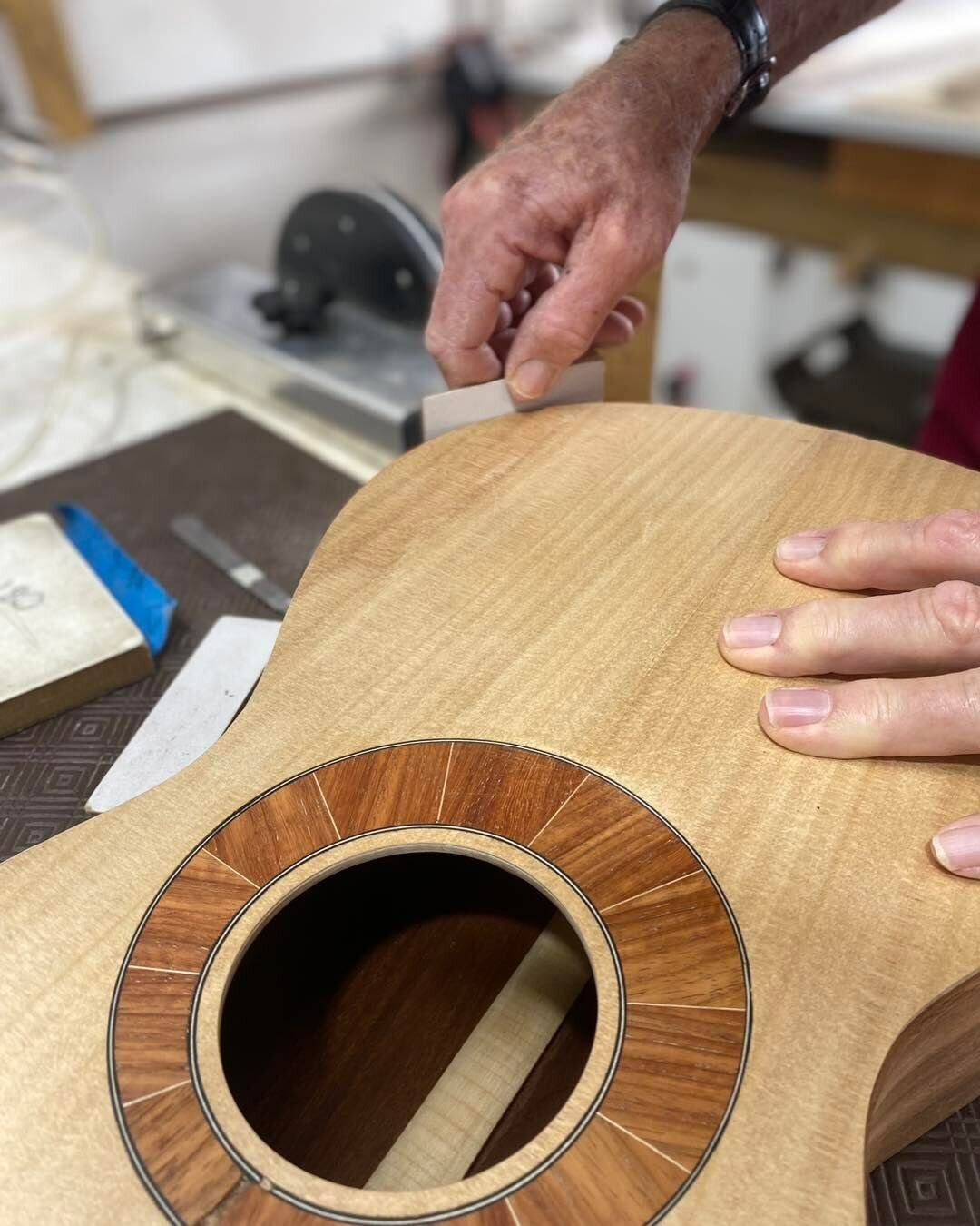 Gary fixing getting the edges just right. #sanding #lutherie #brisbane #handmade
