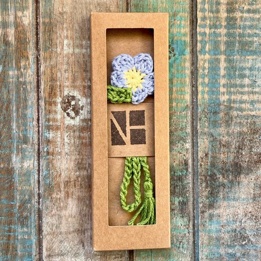 Crochet Flower Bookmark  (Marilyn)
