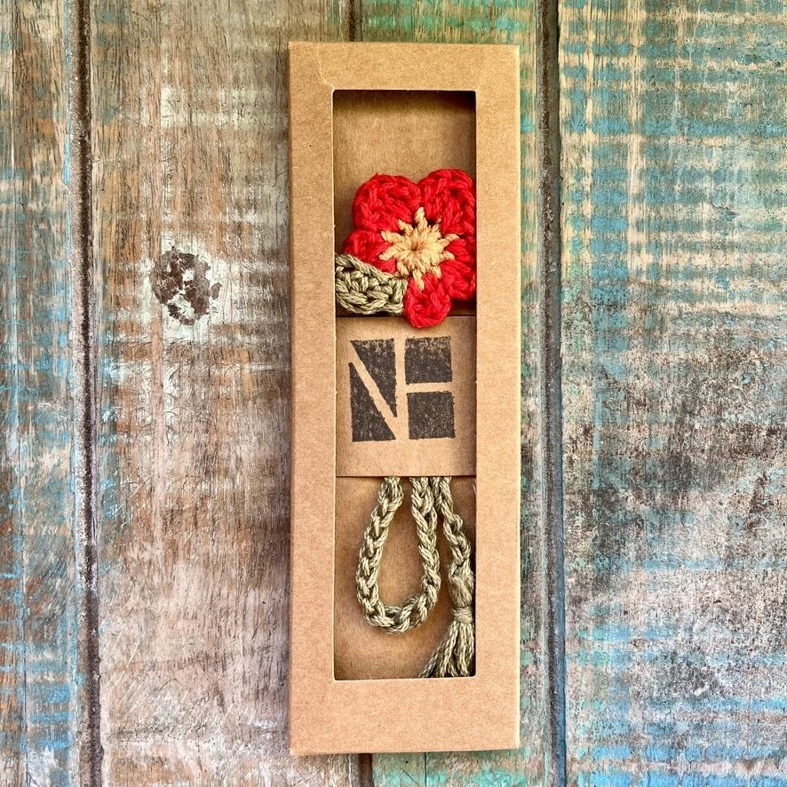 Crochet Flower Bookmark  (Rayna)
