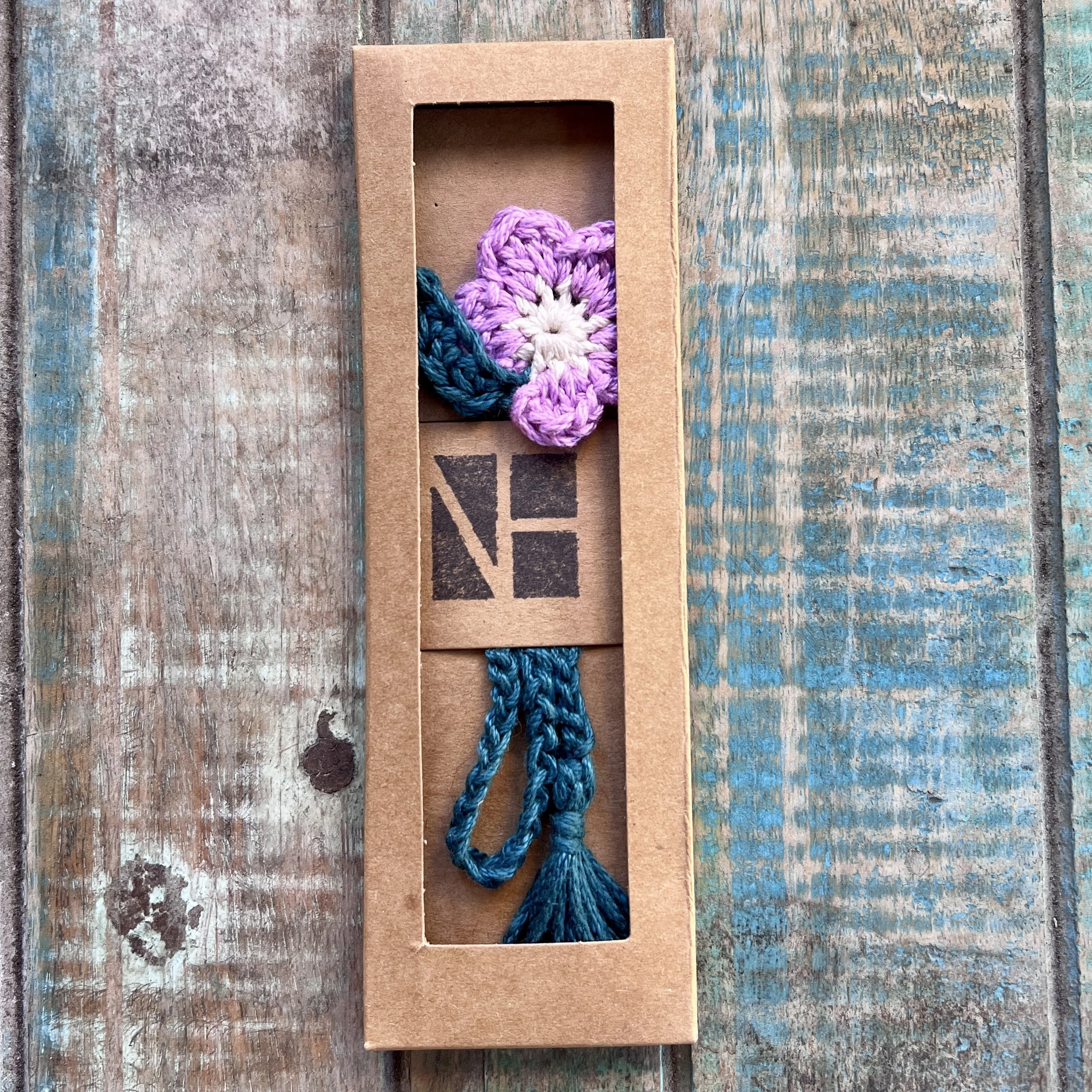 Crochet Flower Bookmark  (Bliss)