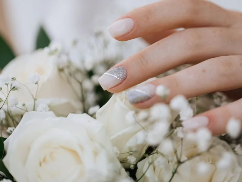 Nail Art Pengantin Profesional - Booking Mudah!