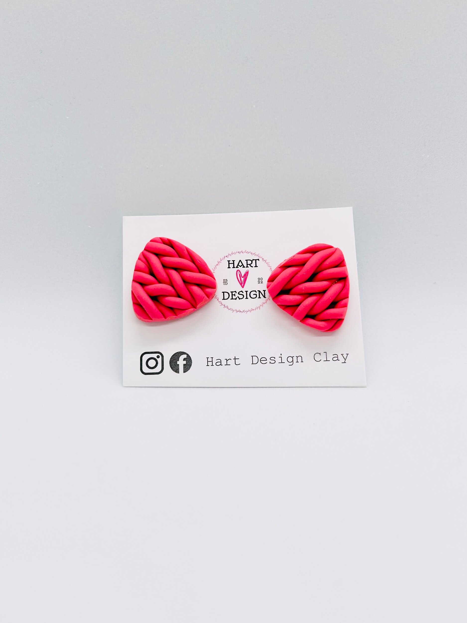 Triangle knit stud hot pink
