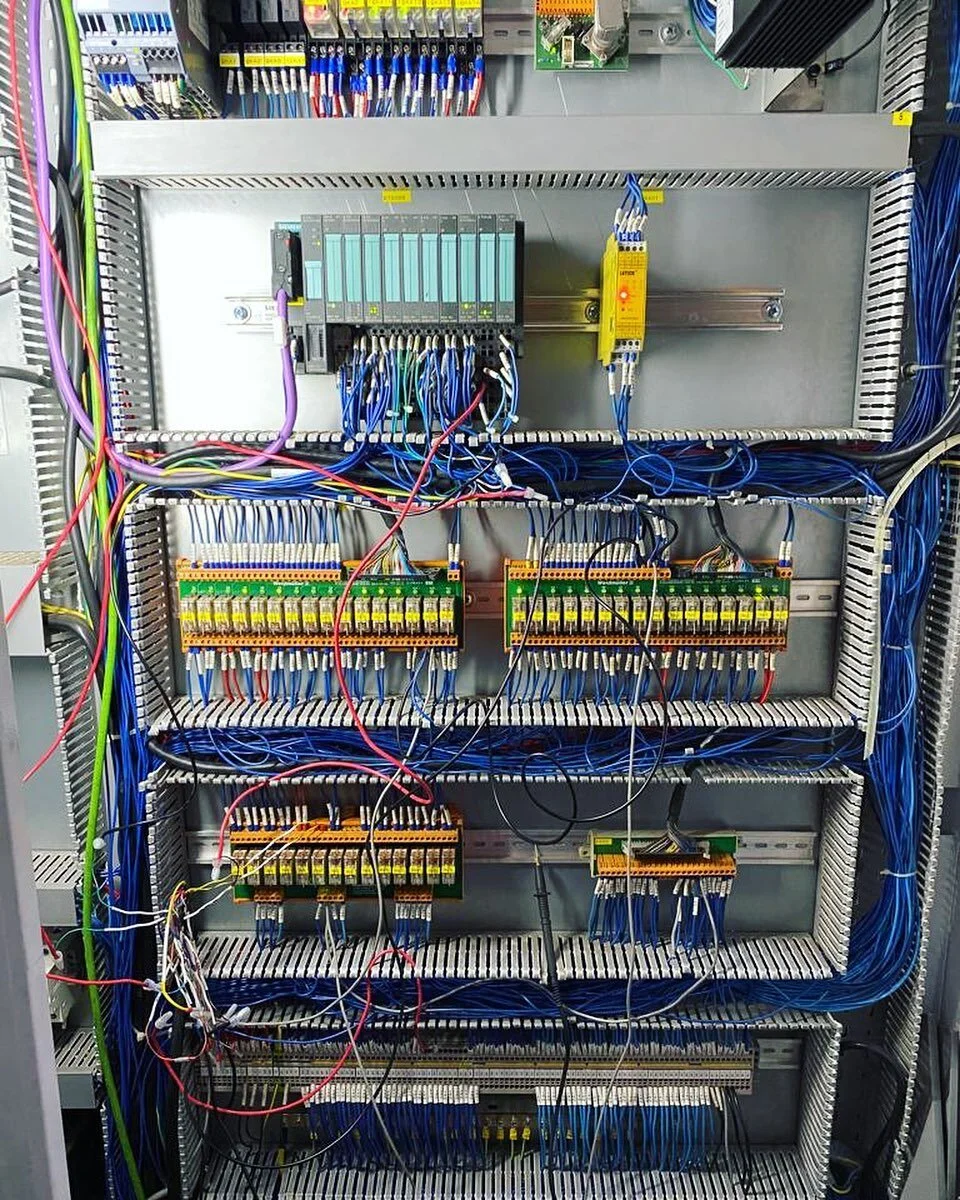 2.25am. We have emission.

#nextgenmachinery #sheetmetalmachinery #fiberlaser #tubelaser #cncpressbrake #tooling #softwaresolutions #fabricationmachinery #engineeringmachinery #service #preventativemaintenance #breakdownrepairs #installation #trainin