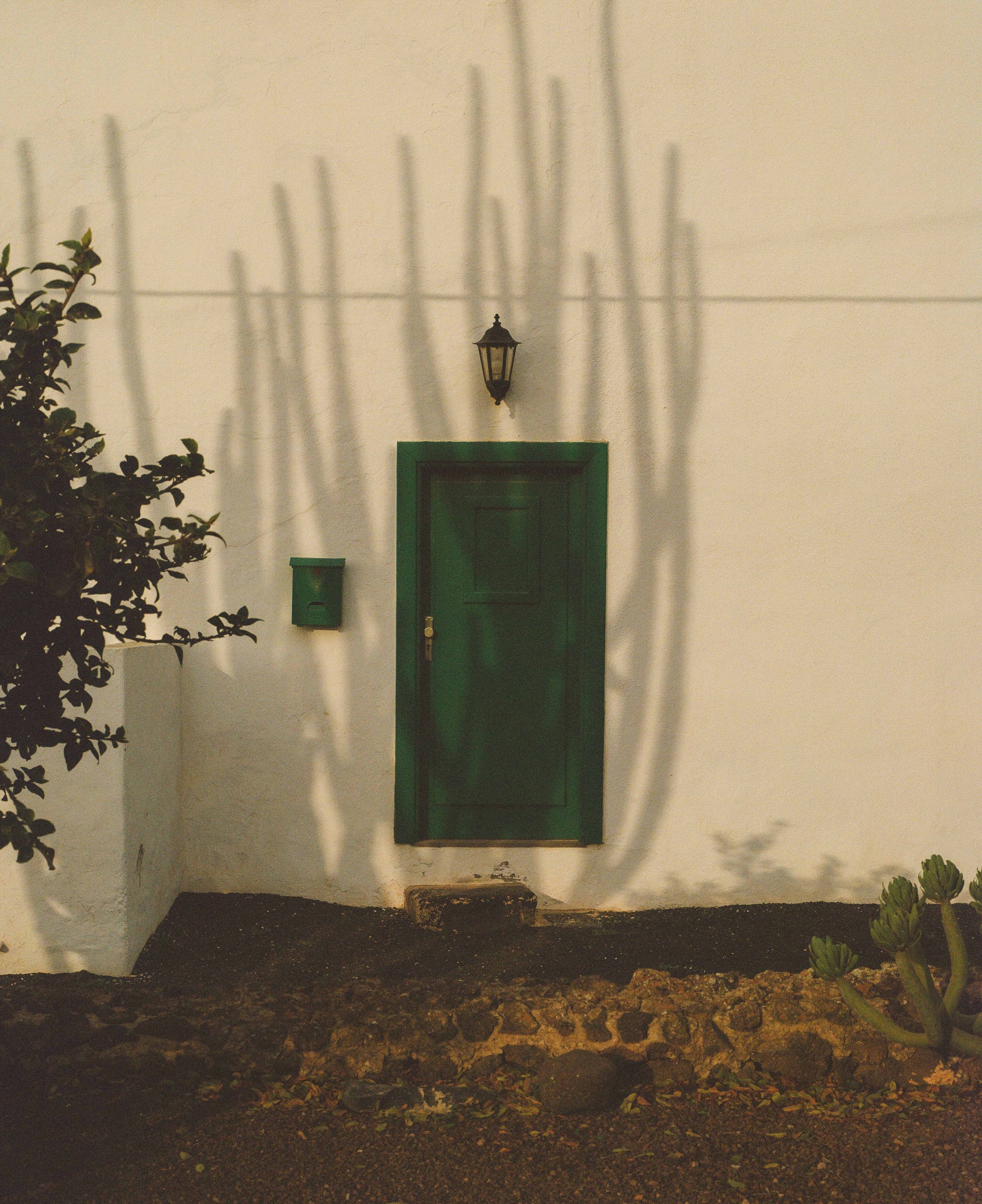 Lanzarote for Looms - Lo Res-7.jpg