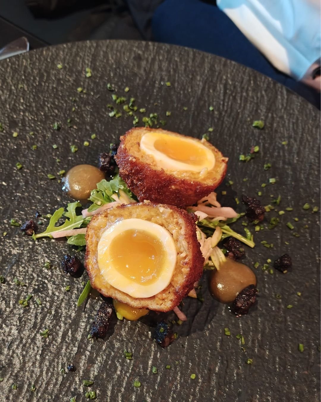 Cardiff and Vale College recently visited @theparkgatehotel to celebrate their students' achievements, including Most Improved Student. This occasion was made possible with support from the @royalacademyofculinaryarts College Community Programme and