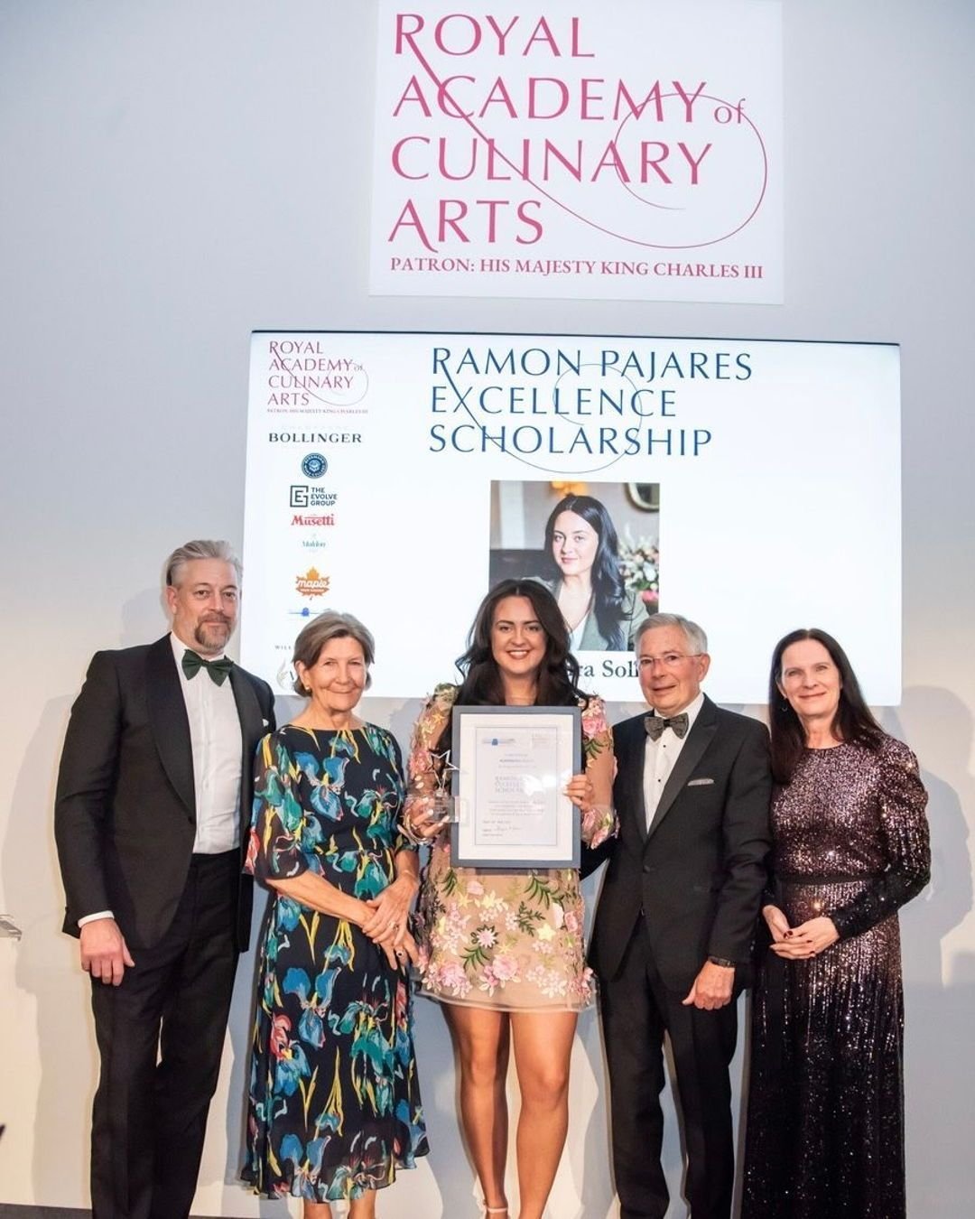 It was an absolute pleasure to award @alexsolliss, Guest Relations Manager at @thegleneagleshotel, as the inaugural recipient of the Ramon Pajares Excellence Scholarship at our 2025 AAE Gala Dinner!
A shining example of hospitality, Alex is determin