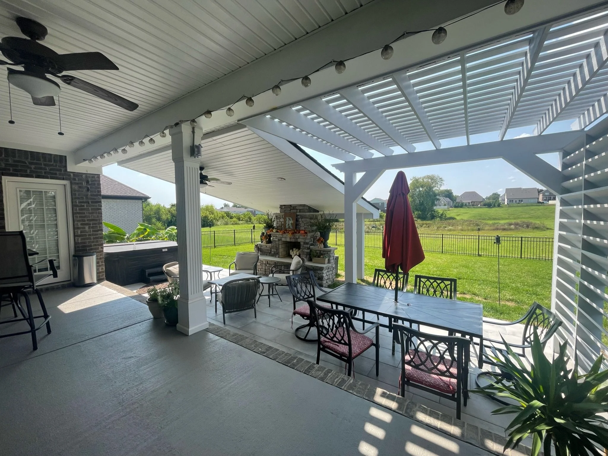 Elevate Your Sunset Hill, MO Backyard with a Pergola and Composite Deck