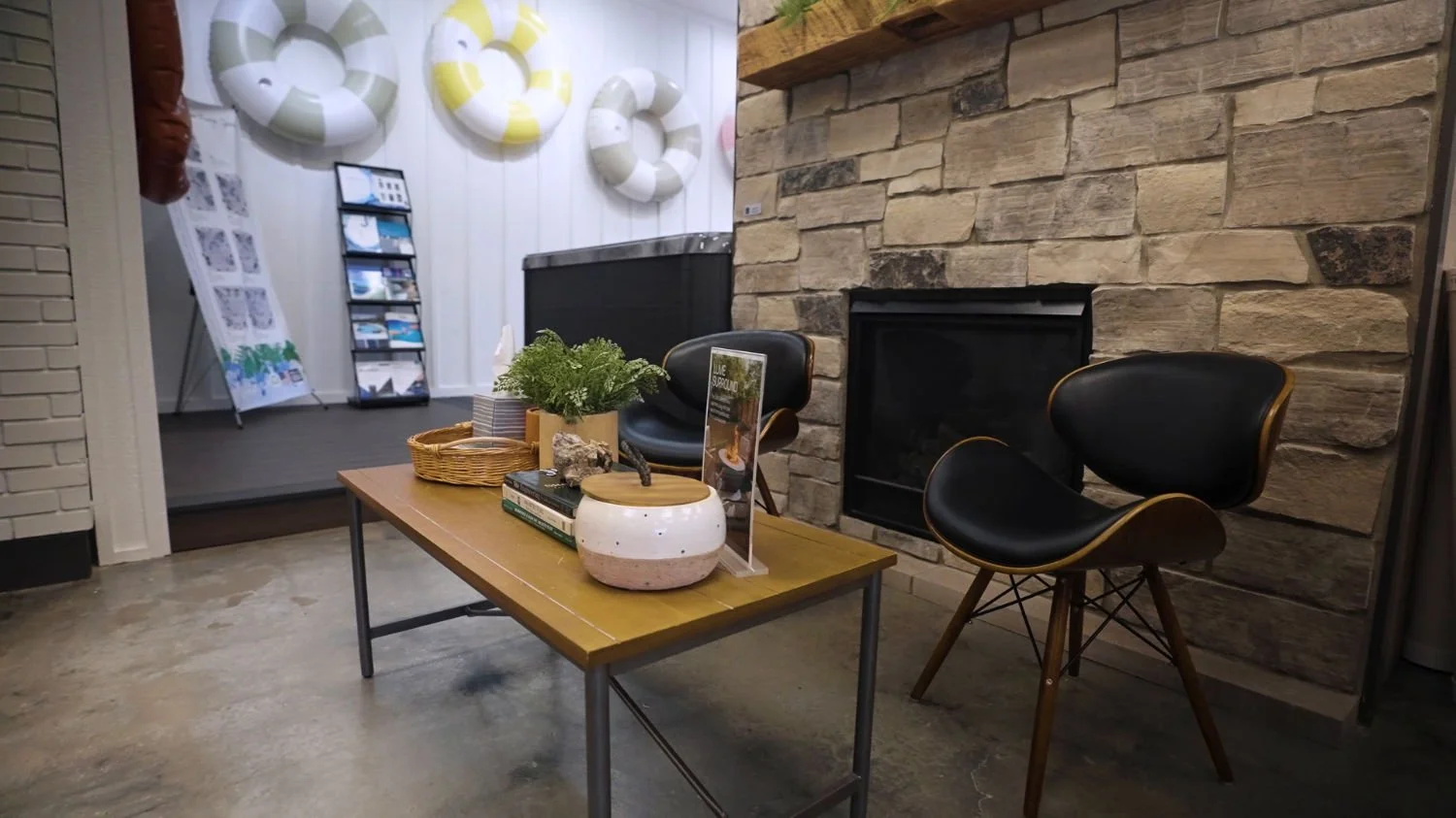 showroom Papillion, NE designed to help homeowners plan outdoor projects