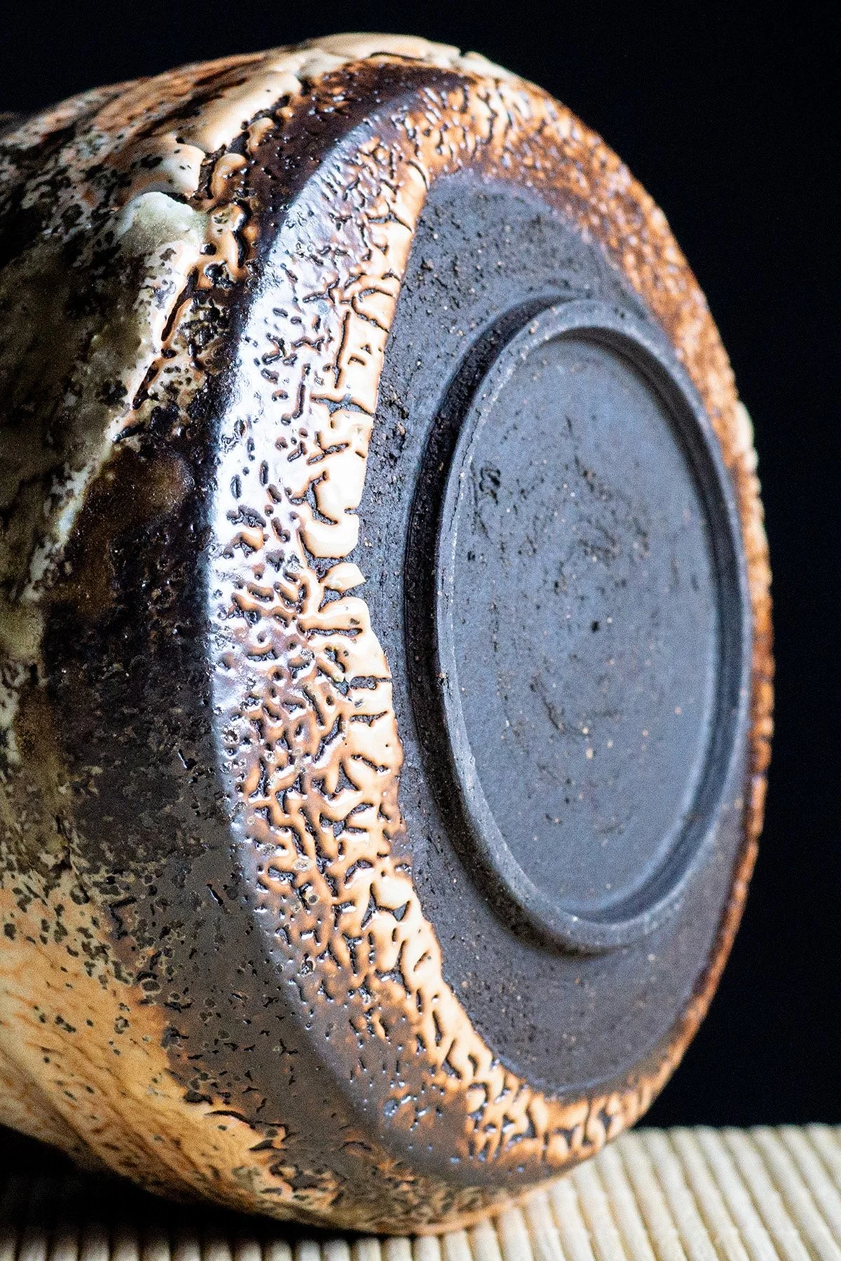 Foot of a woodfired Matcha bowl with Shino