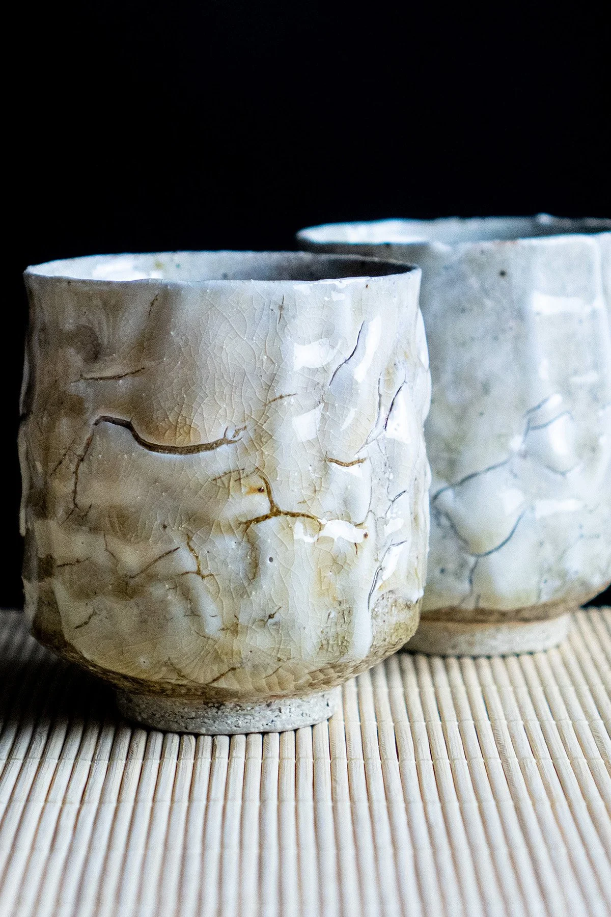 ash-glazed-teacups-snow3.jpg