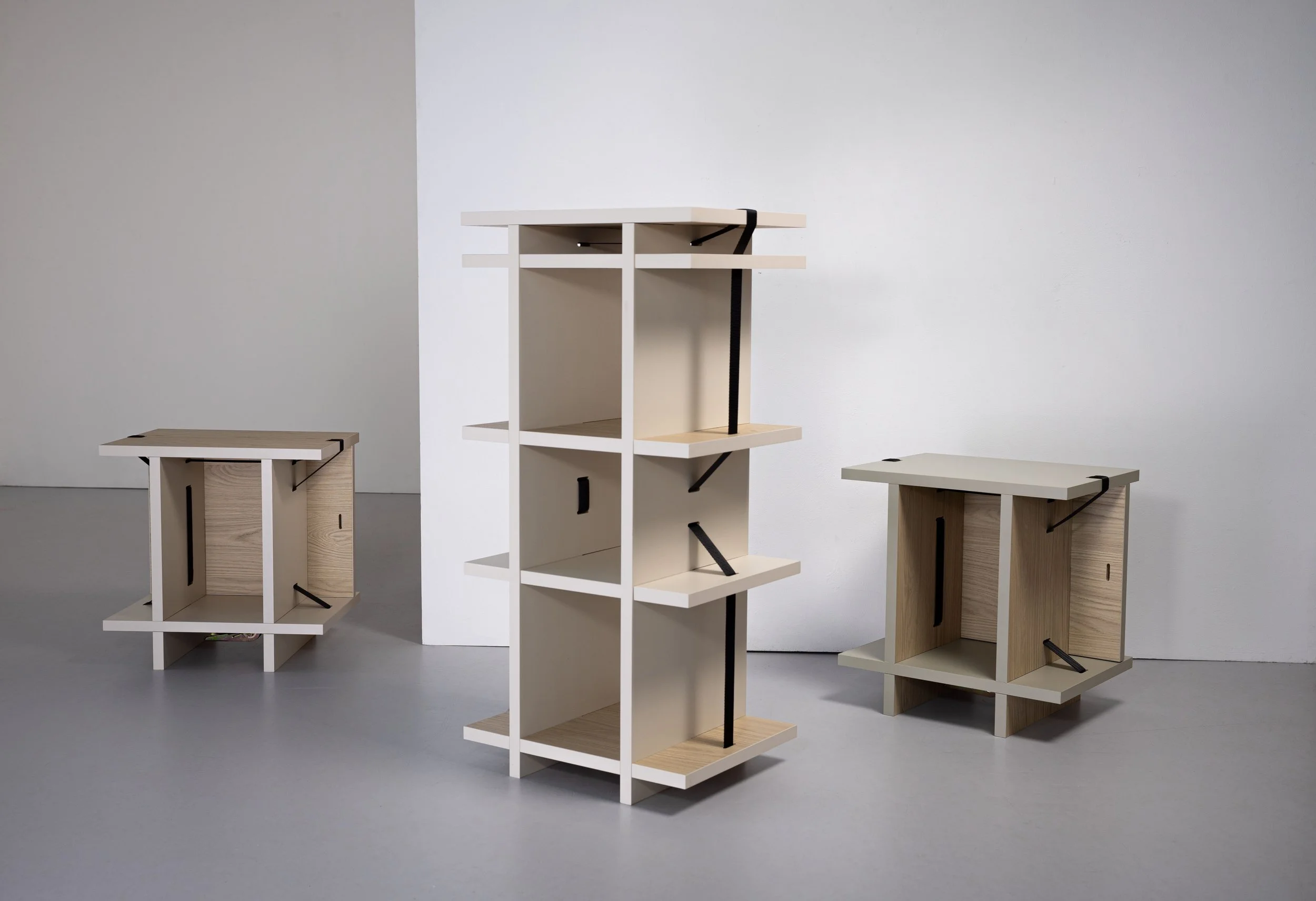 colonne et 2 tabourets clairs Itération Amandine Capion.jpg