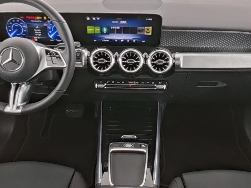 W1N9M0CB9TN143456_5_INTERIOR.jpg