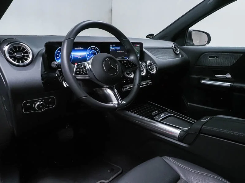 W1N9N0CB5TJ175597_5_INTERIOR.jpg