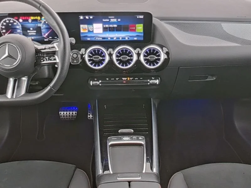 W1N4N8EB6TJ775969_5_INTERIOR.jpg