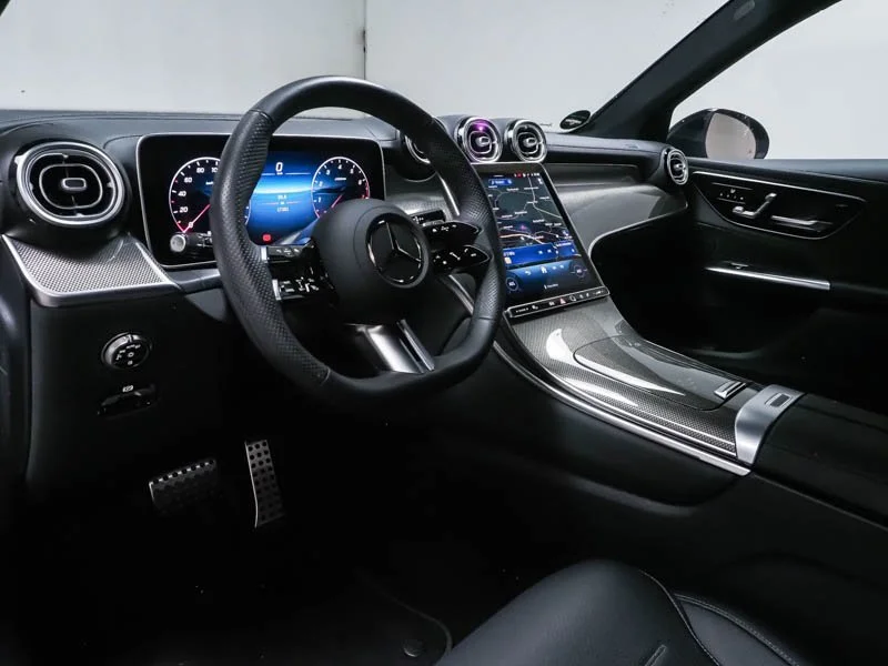 W1NKM5BBXTU106034_5_INTERIOR.jpg