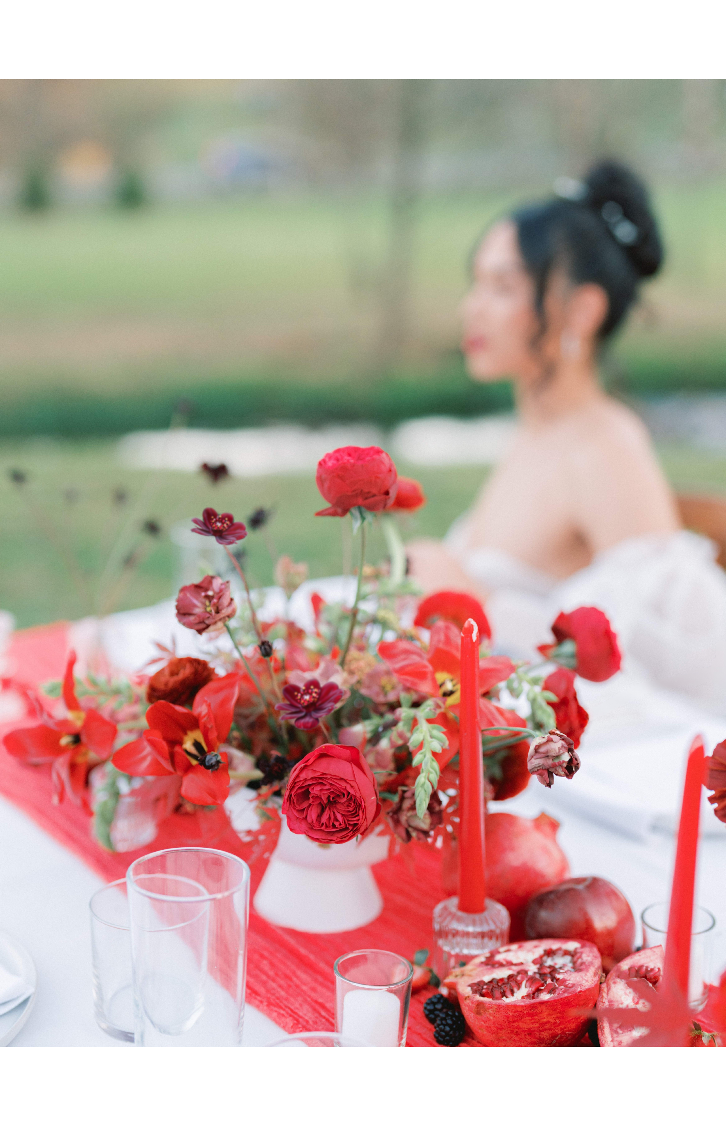 modern wedding florist in aspen, colorado doing a styled shoot