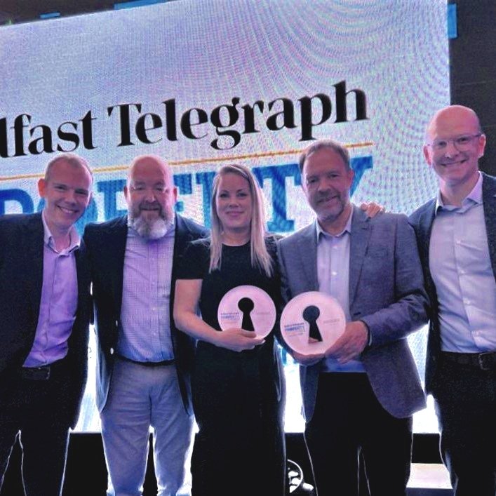 bt+awards+staff+pic+18.11.22+%282%29.jpg