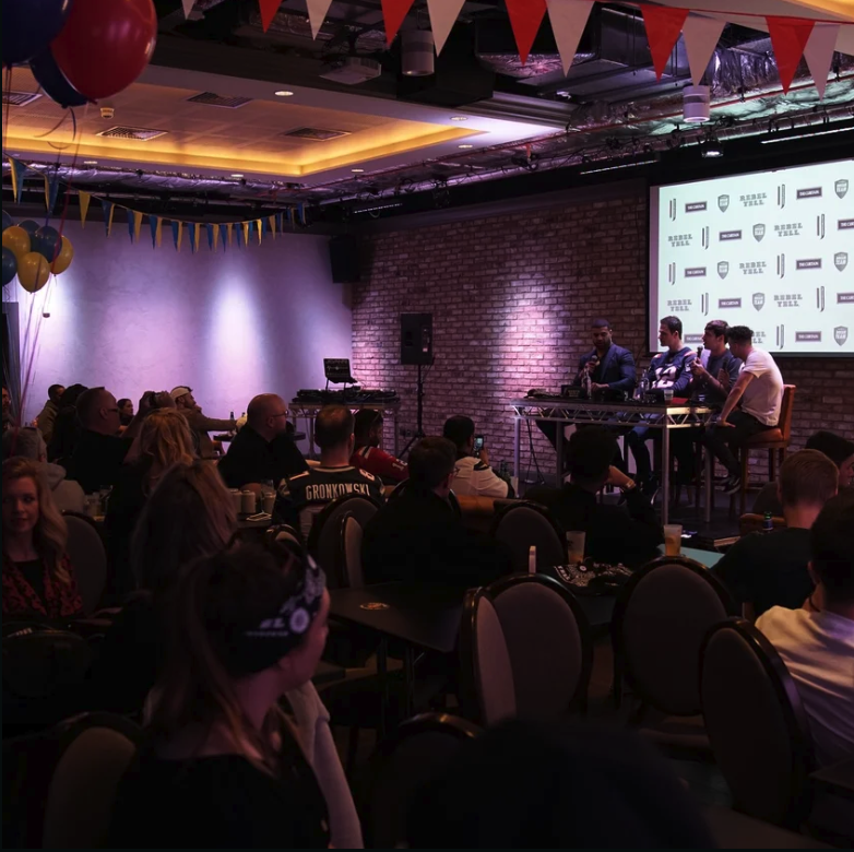Underground_fan_club_super_bowl_super_bash_112.png