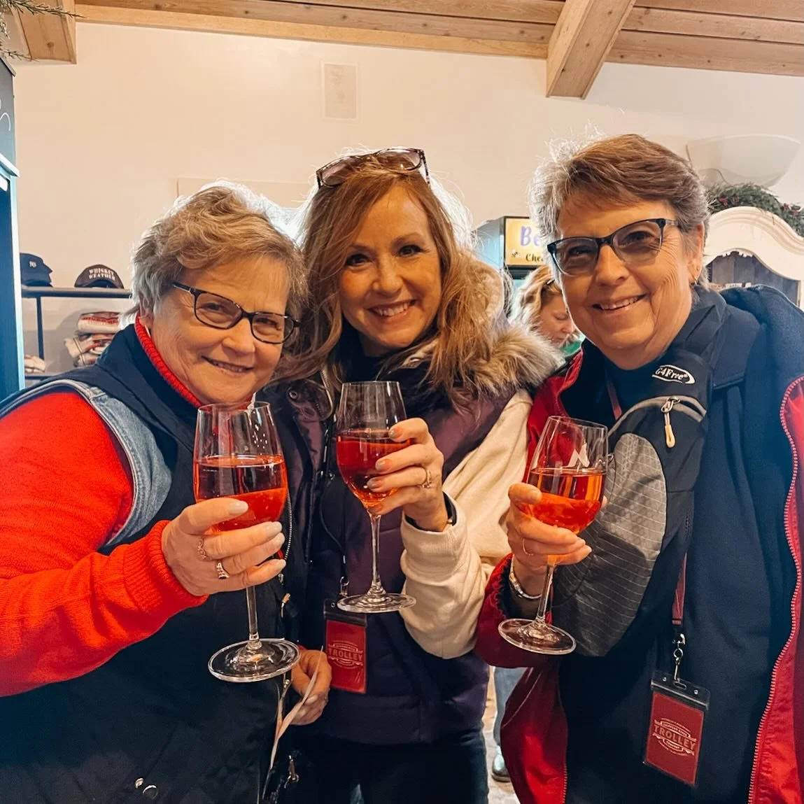 It&rsquo;s cold out there, Wisconsin&hellip; come warm up with us at River Bend. ❄️ All your favorite wines and spirits, are waiting inside. Black Diamond, Summer White, Cranberry Blush are available while supplies last! 🍷 

December Hours:
Wednesda