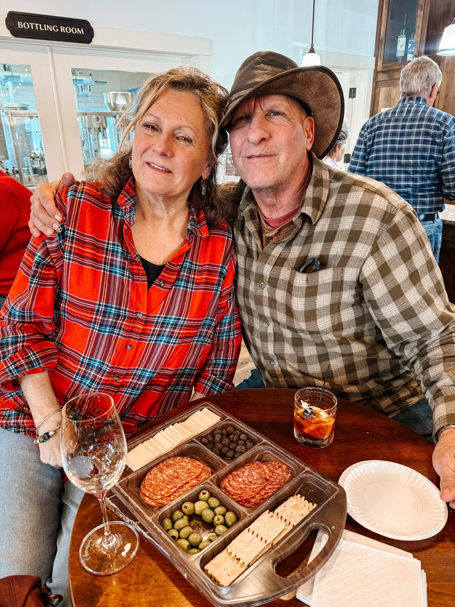 Before you lock in your Friday night plans&hellip;we&rsquo;re open 4:30&ndash;8pm tonight, pouring wine, spirits, and our featured Winter Old Fashioned! Come enjoy a Friday night with us. 🍷🥃