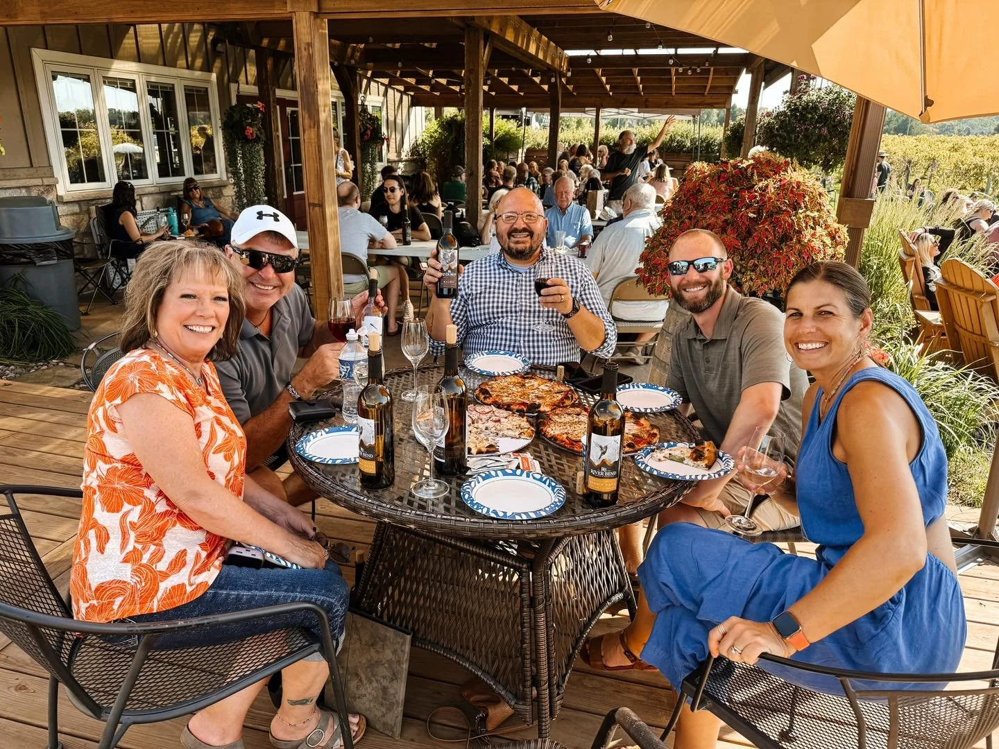 This weather has us thinking patio season&hellip; and we&rsquo;ve got seating ready for you. ☀️🍷

Not quite summer yet, but the temps sure feel like it. Grab a glass of wine or try this week&rsquo;s Red Wine Martini.

We&rsquo;re open Friday 4:30 to